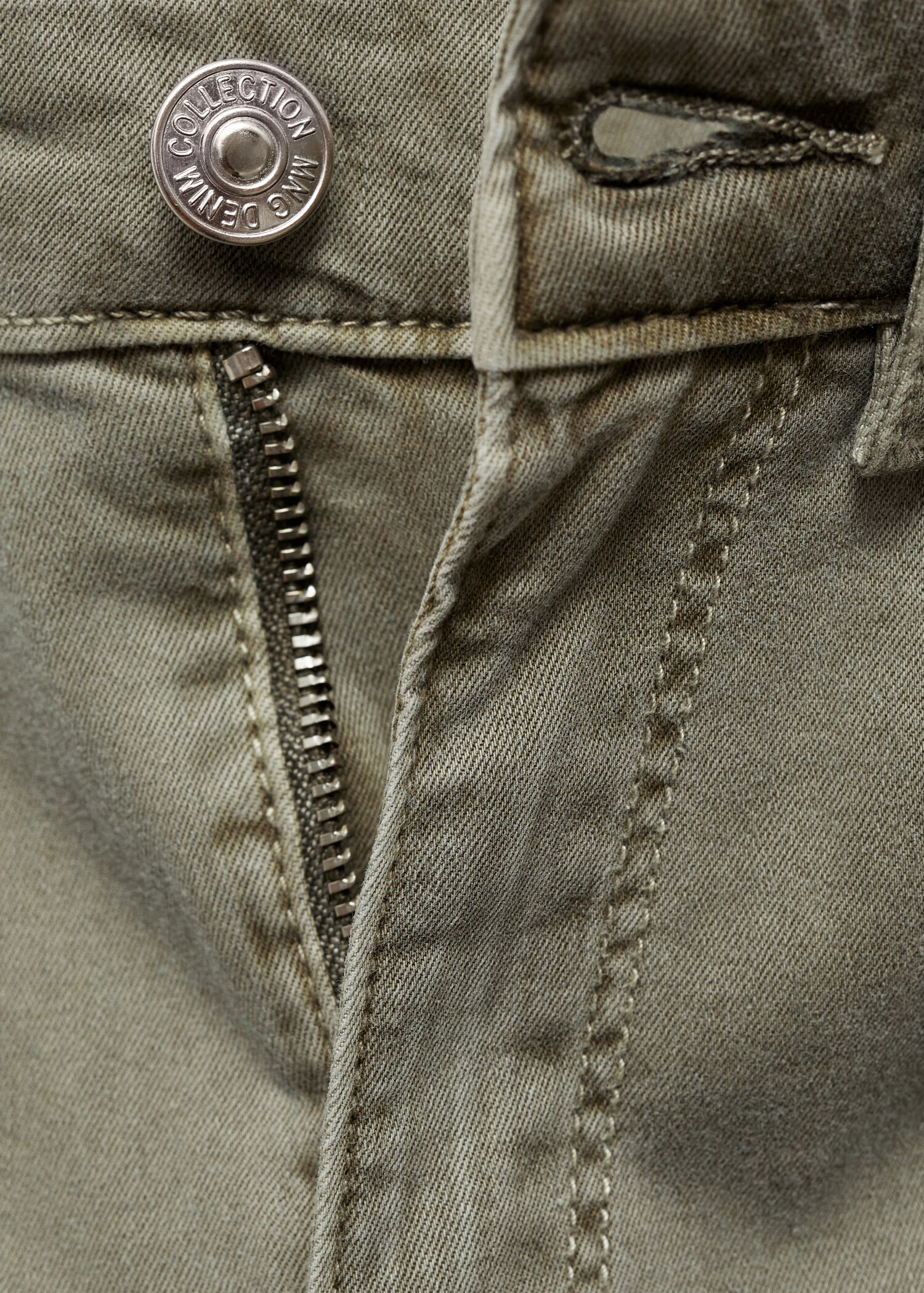 Flared trousers - Details of the article 8