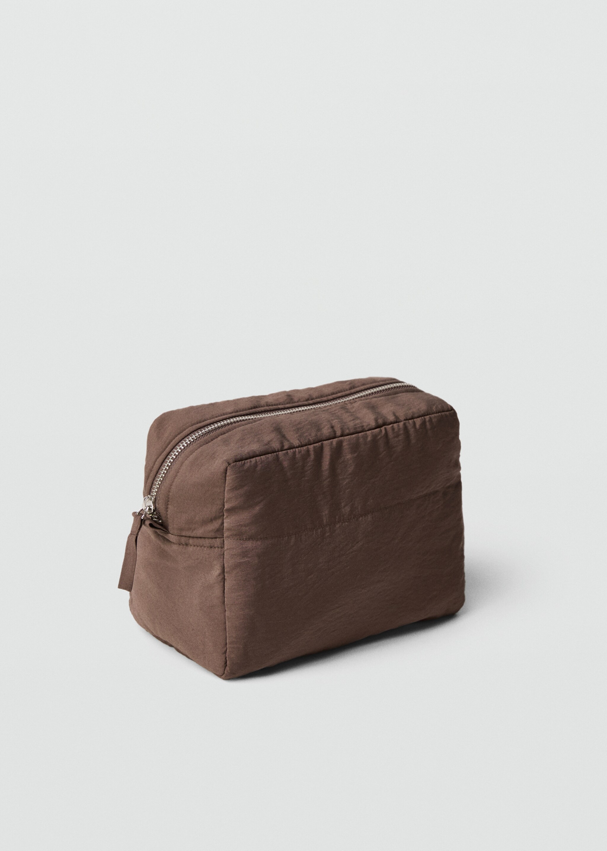 Toiletry bag with rectangular design - Medium plane, Brown. Ref: 77058274-00.