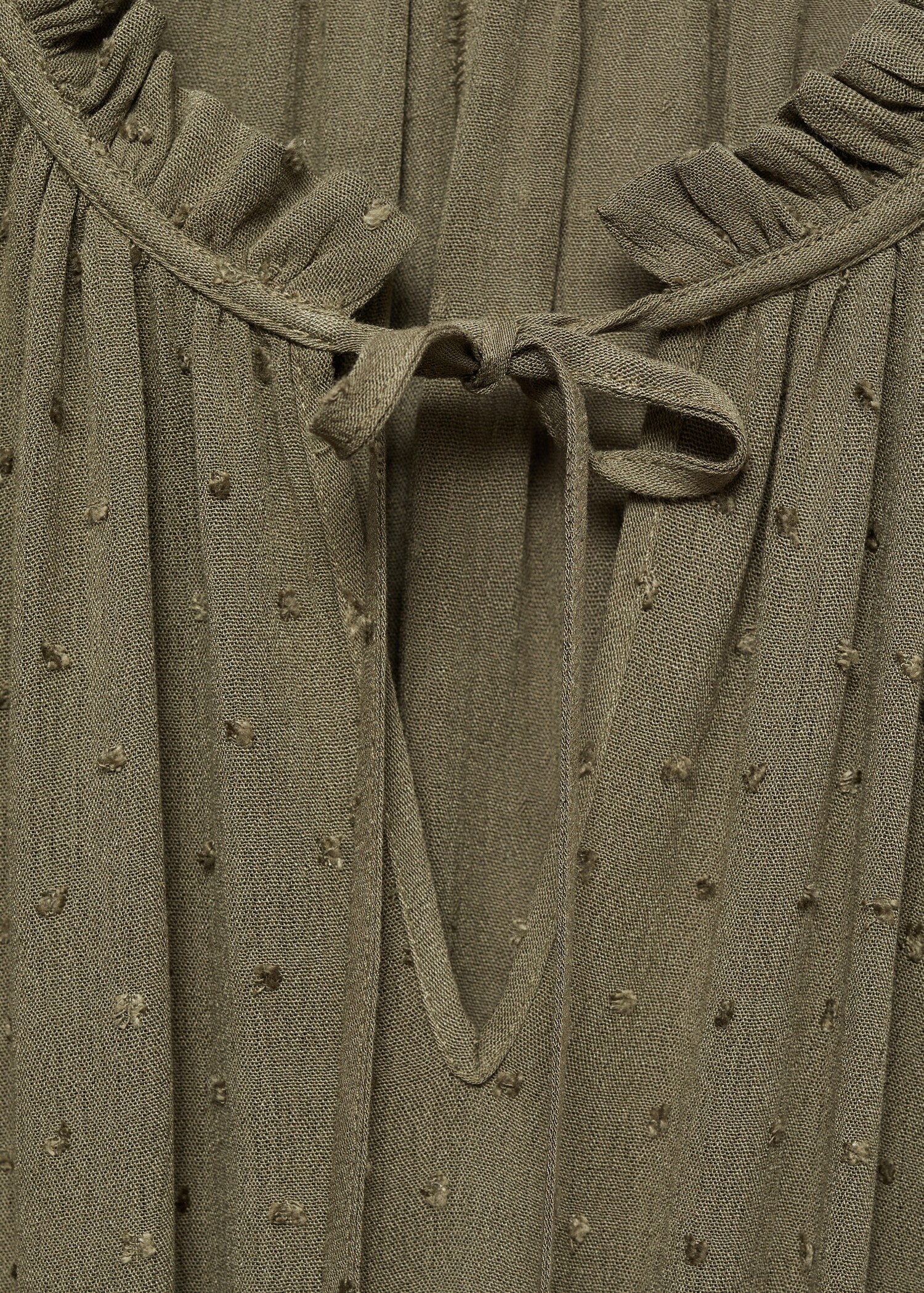 Ruffled dress - Details of the article 8