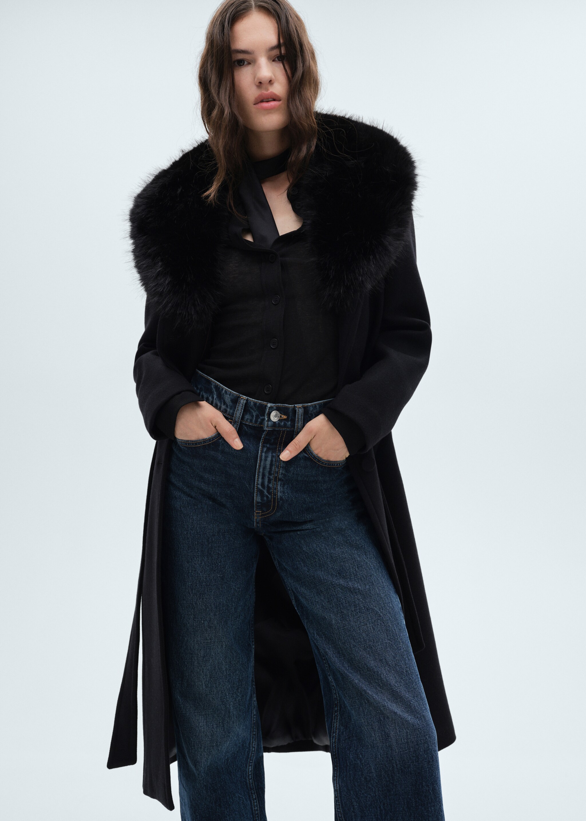 Detachable wool coat with fur-effect collar - Medium plane, Black. Ref: 77058279-00.