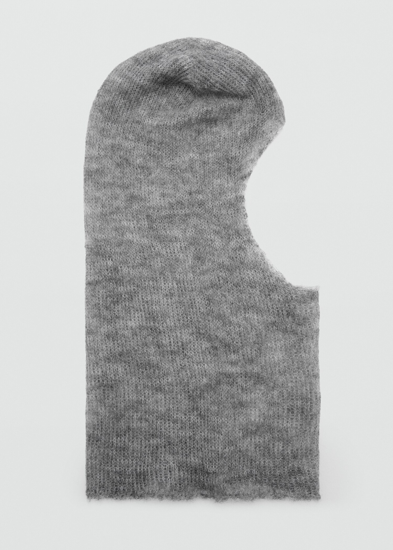 Cagulă din tricot - Plan mediu