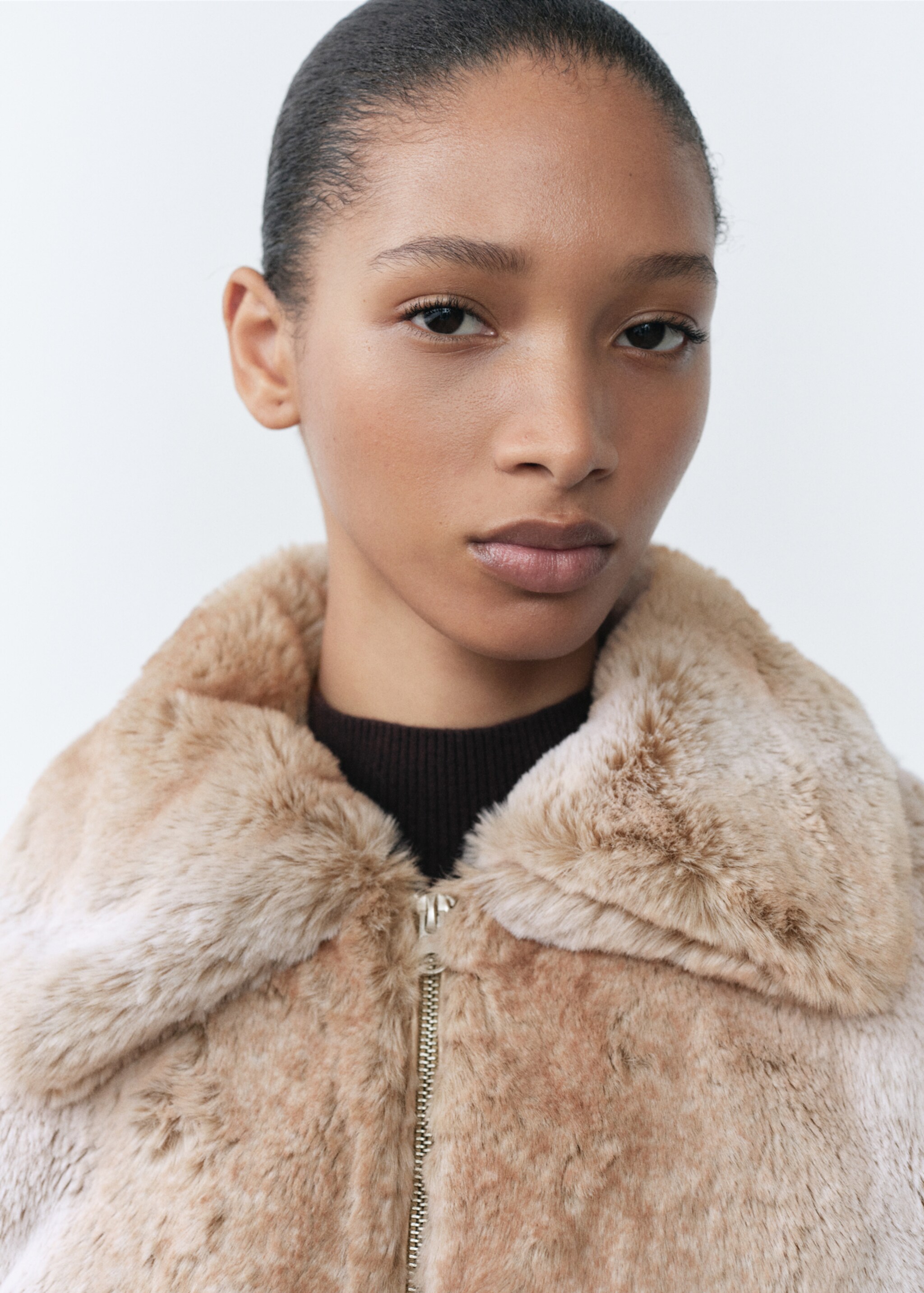 Fur-effect jacket with lapels - Details of the article 1, Beige. Ref: 77058636-00.