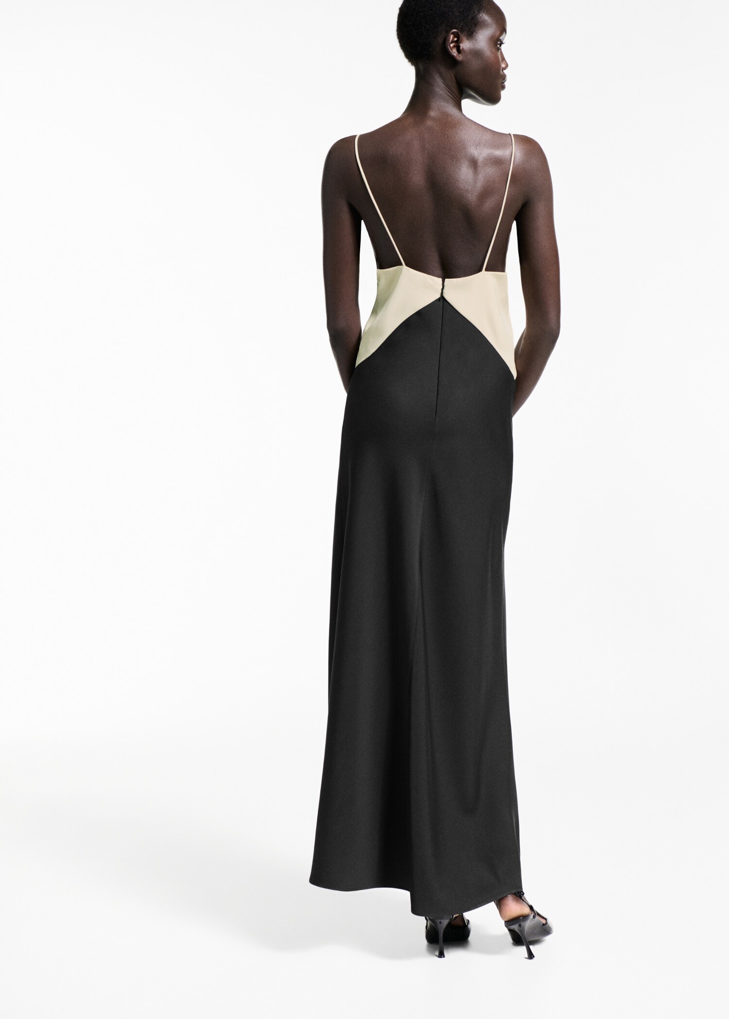 Two-tone lingerie dress - Reverse of the article