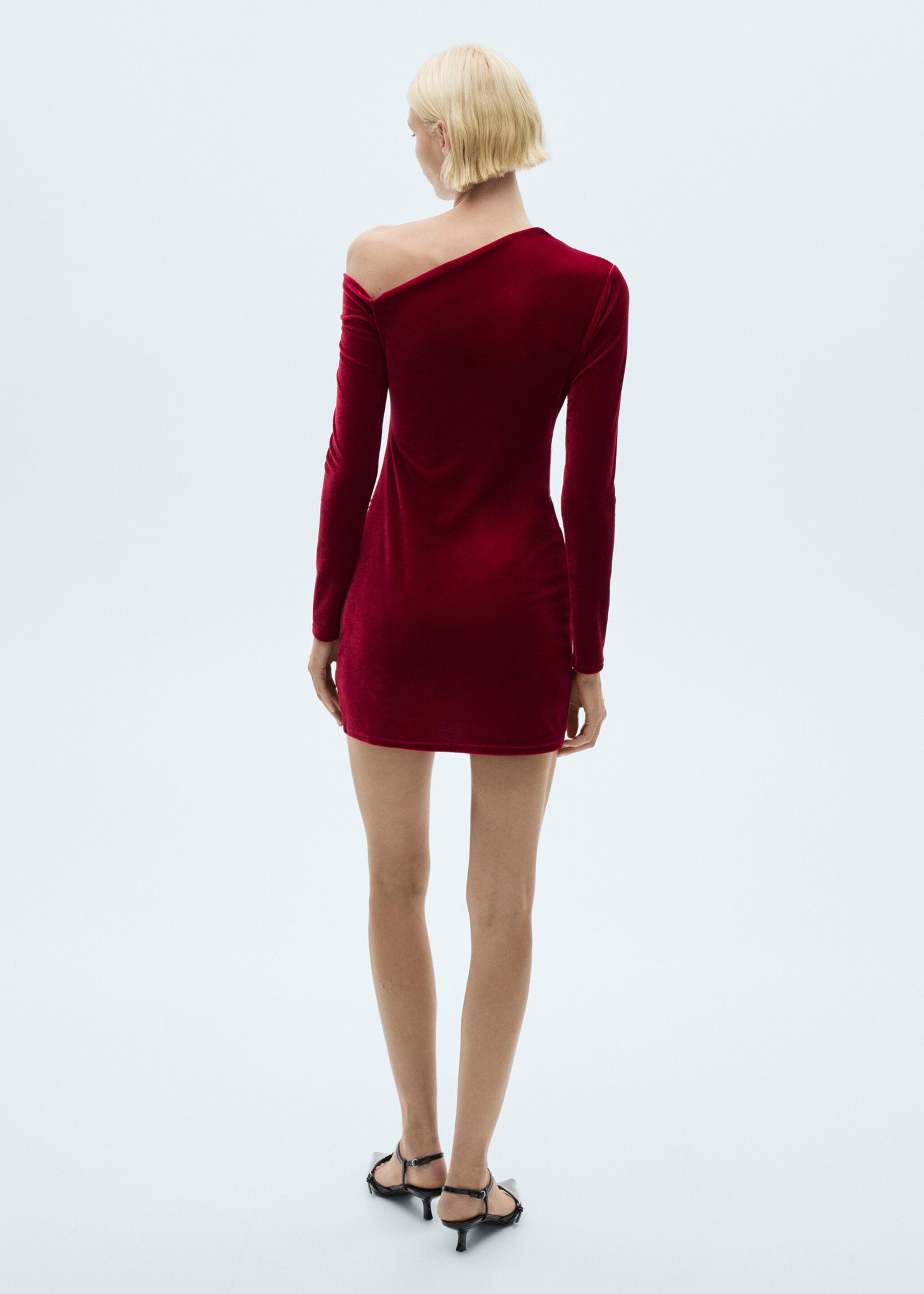Asymmetric velvet dress - Reverse of the article, Red. Ref: 77059062-00.