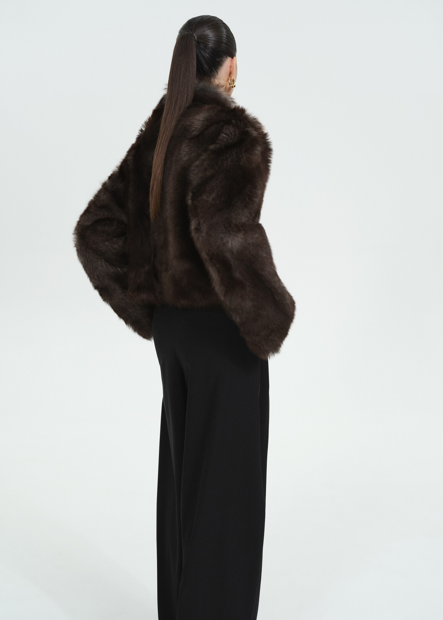 100% leather fur jacket - Reverse of the article