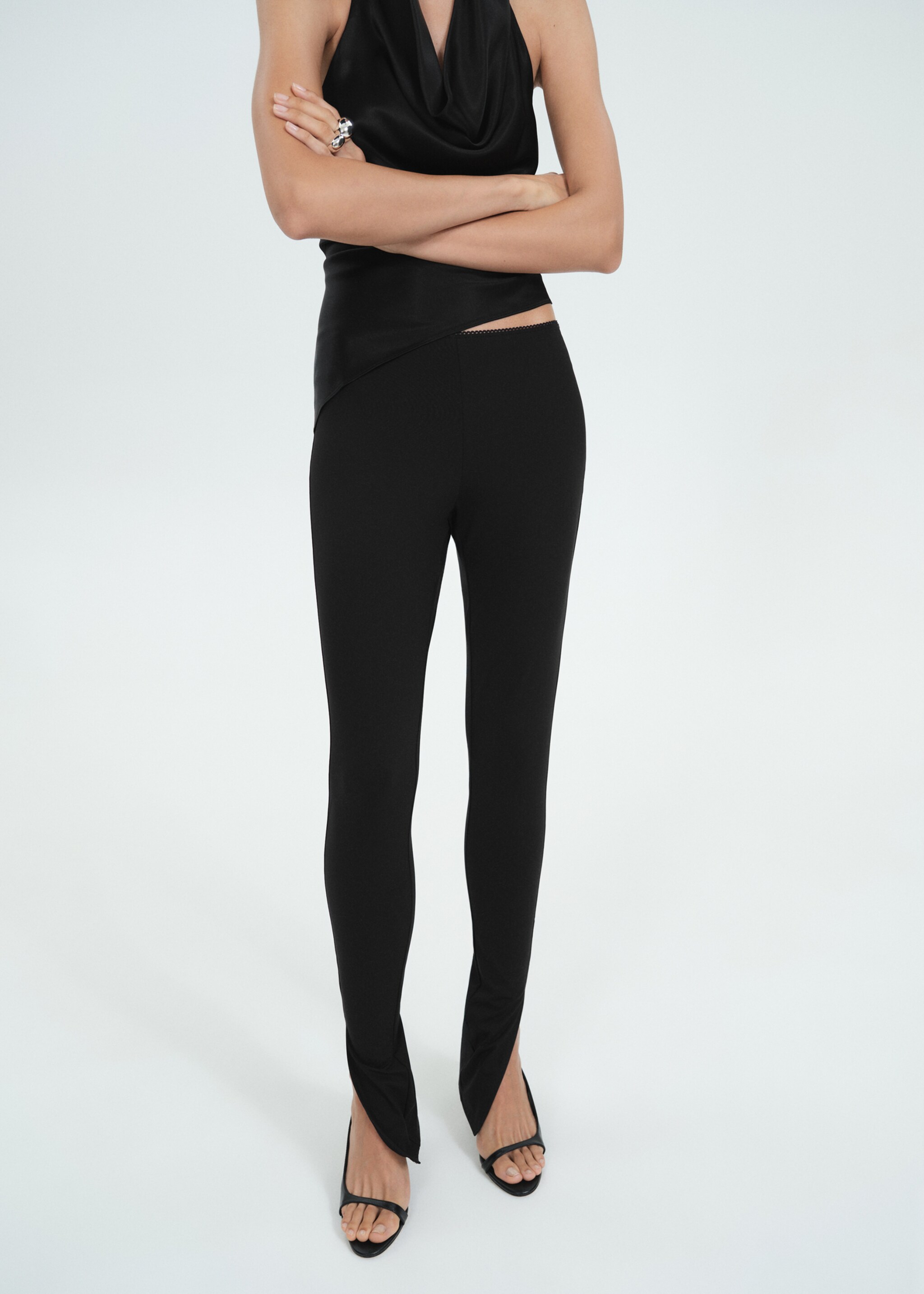 Slit hem leggings - Medium plane, Black. Ref: 77059071-00.
