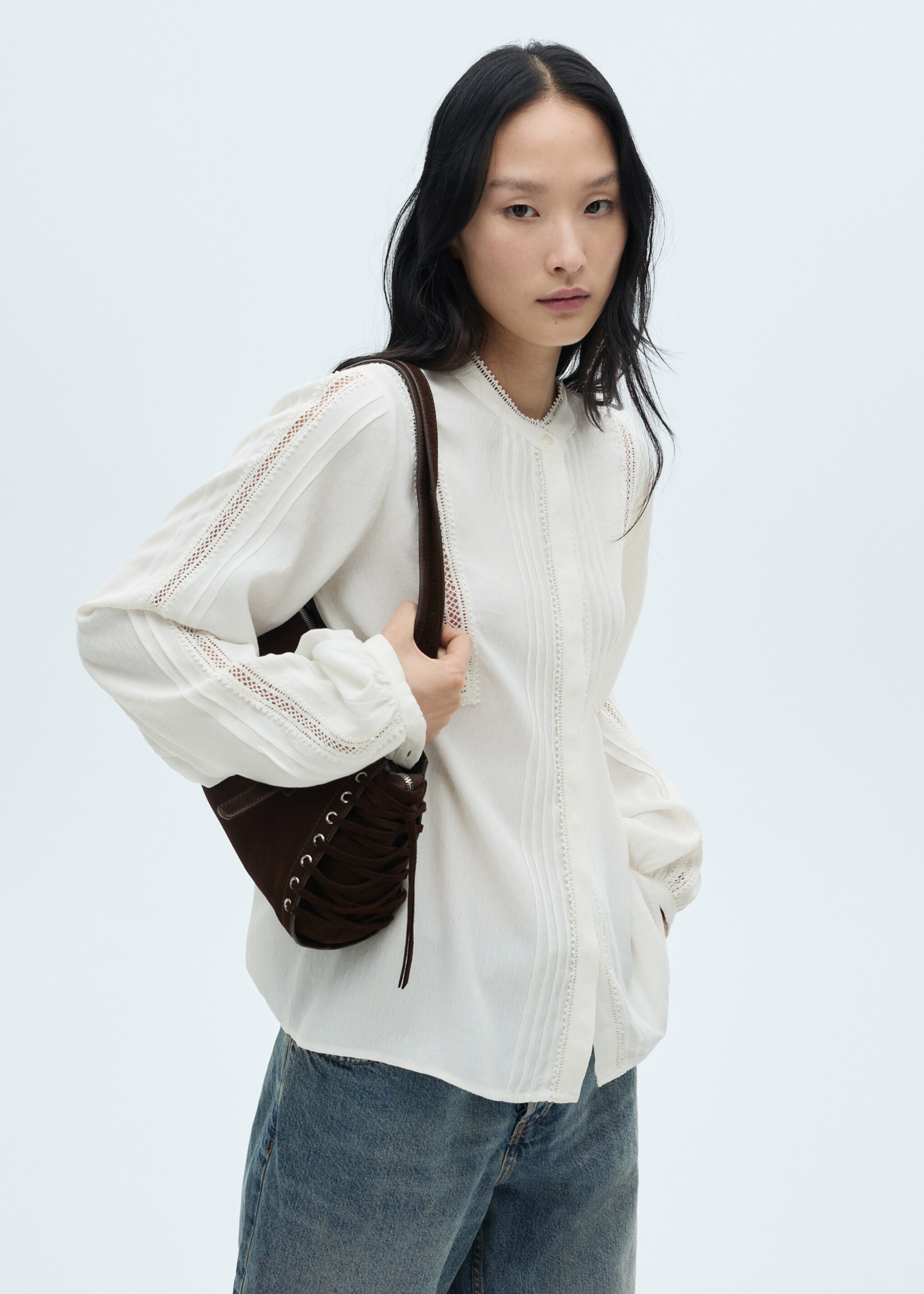 Openwork detail blouse - Medium plane, Off White. Ref: 77059074-00.