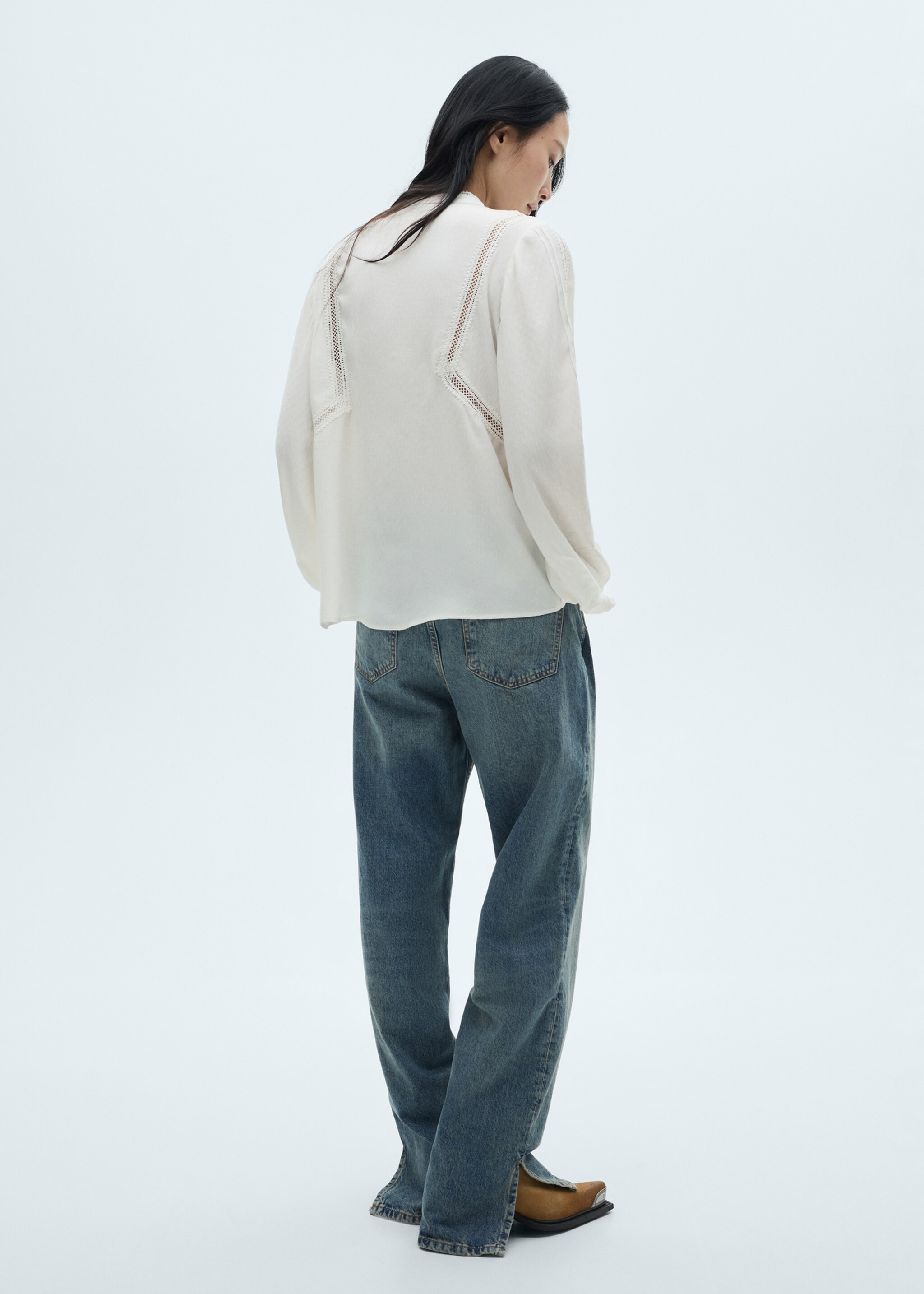 Openwork detail blouse - Reverse of the article, Off White. Ref: 77059074-00.