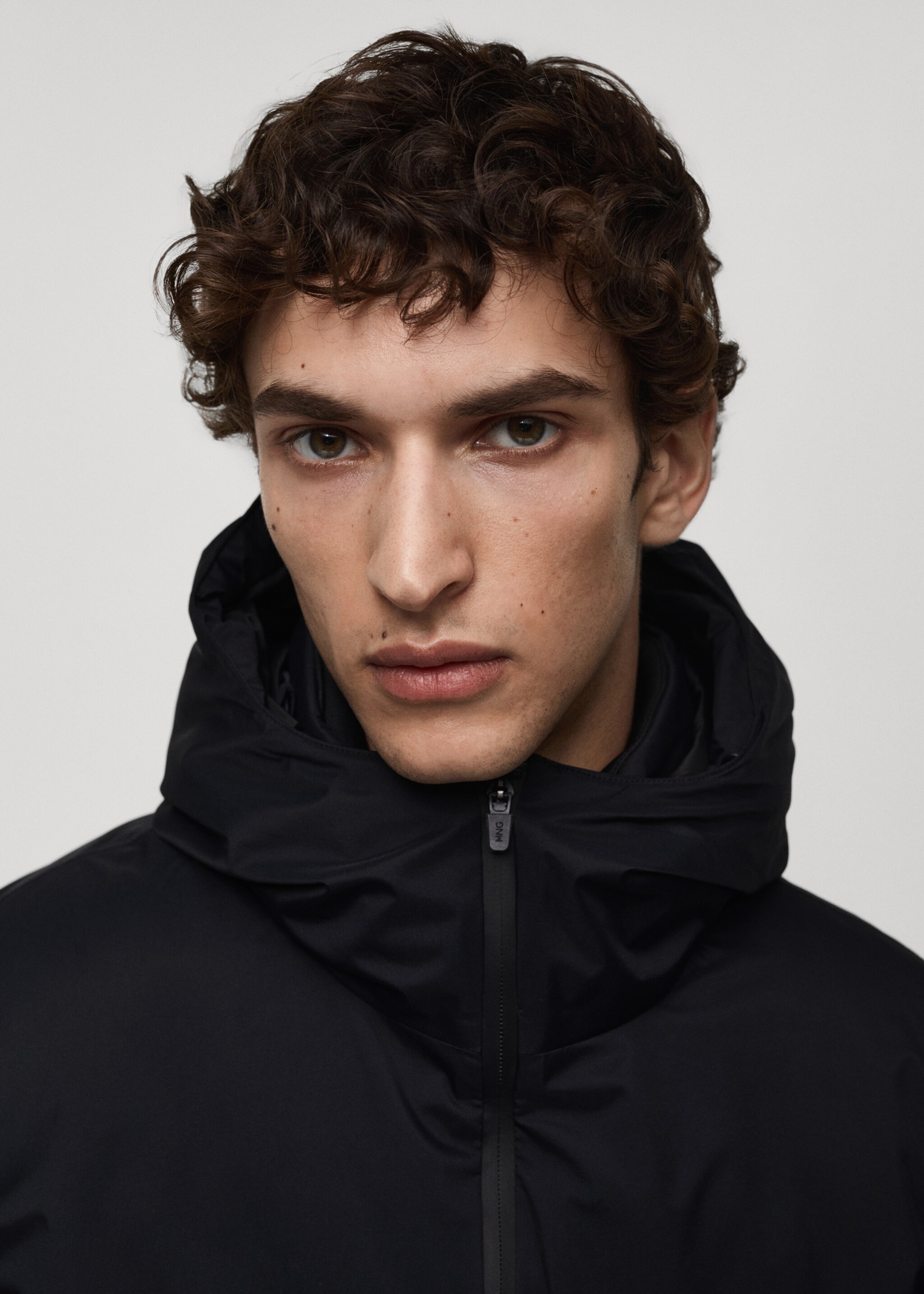 Thermoregulating waterproof padded anorak - Details of the article 1, Dark Navy. Ref: 77059227-00.