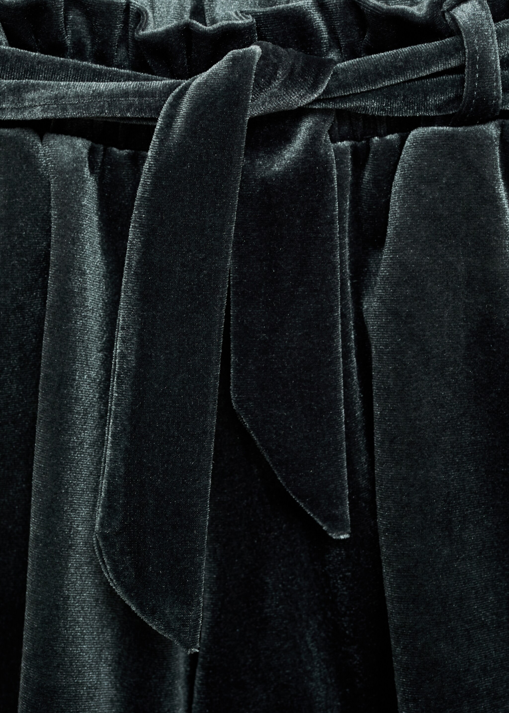 Velvet short - Details of the article 8, Blue. Ref: 77059232-00.