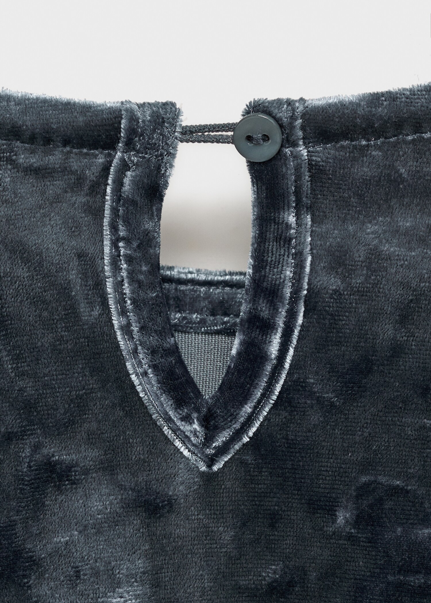 Ruffled velvet dress - Details of the article 0