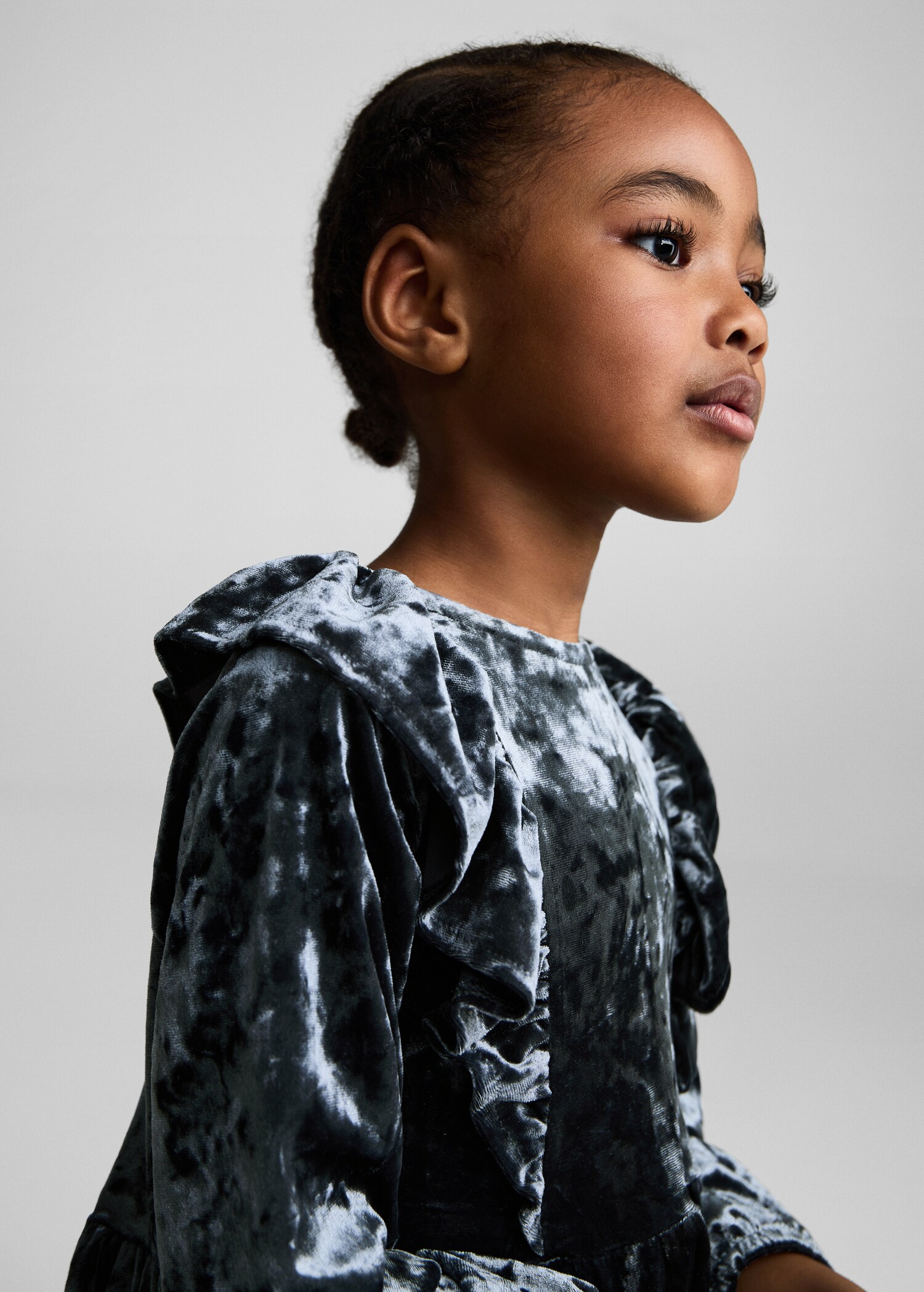 Ruffled velvet dress - Details of the article 1