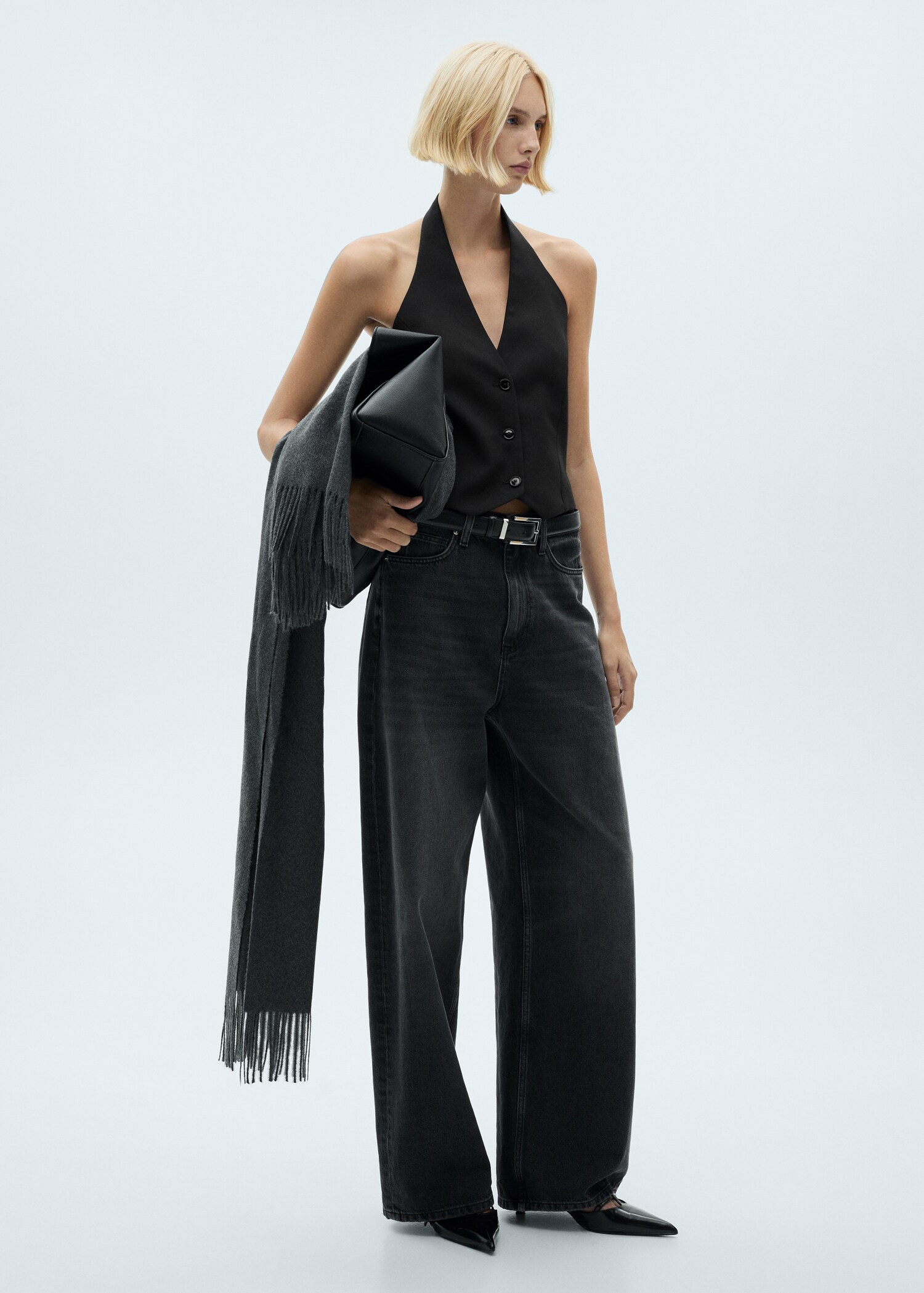 Halter suit waistcoat - Details of the article 2