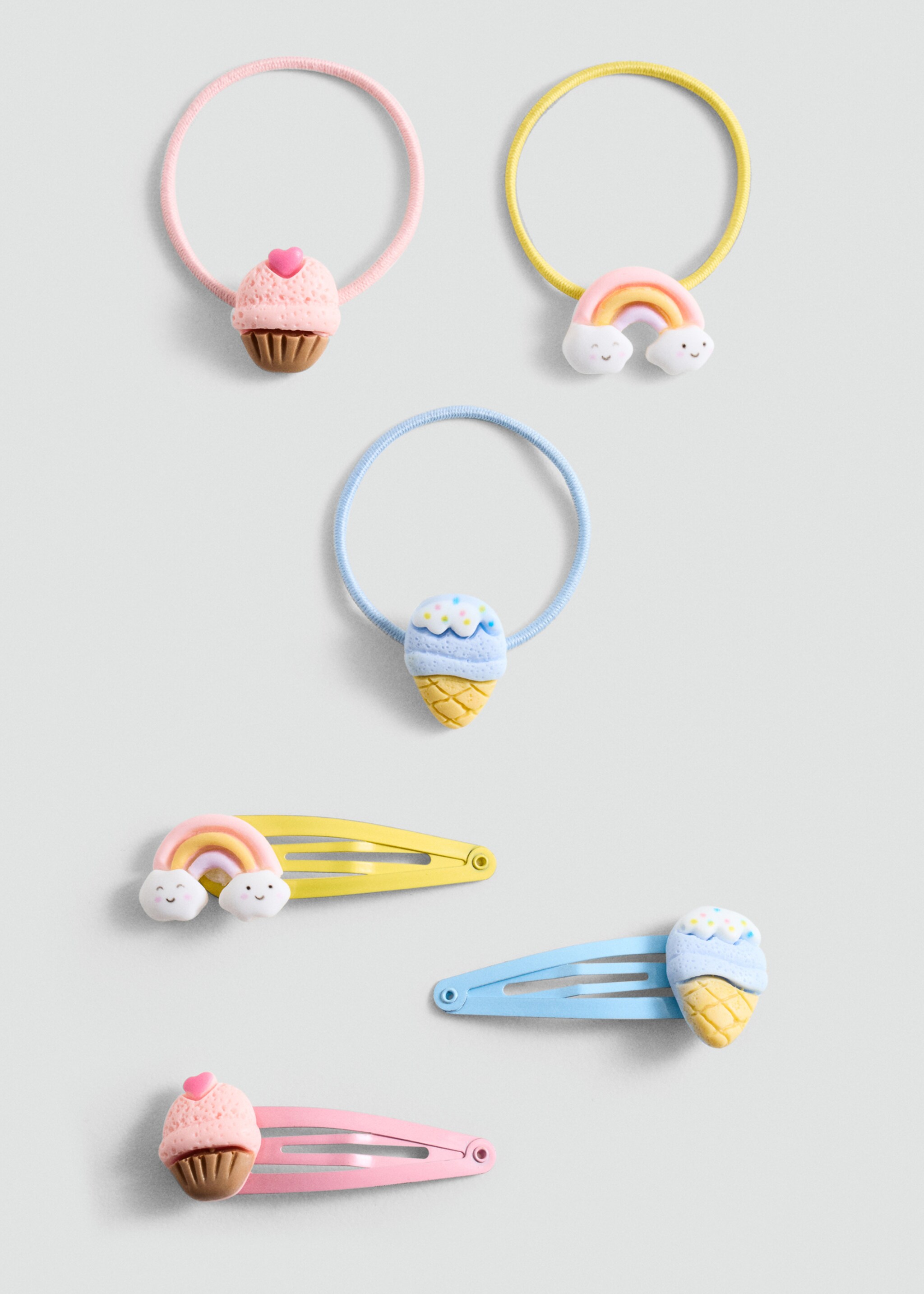 Pack of rubber bands and clips - Article without model