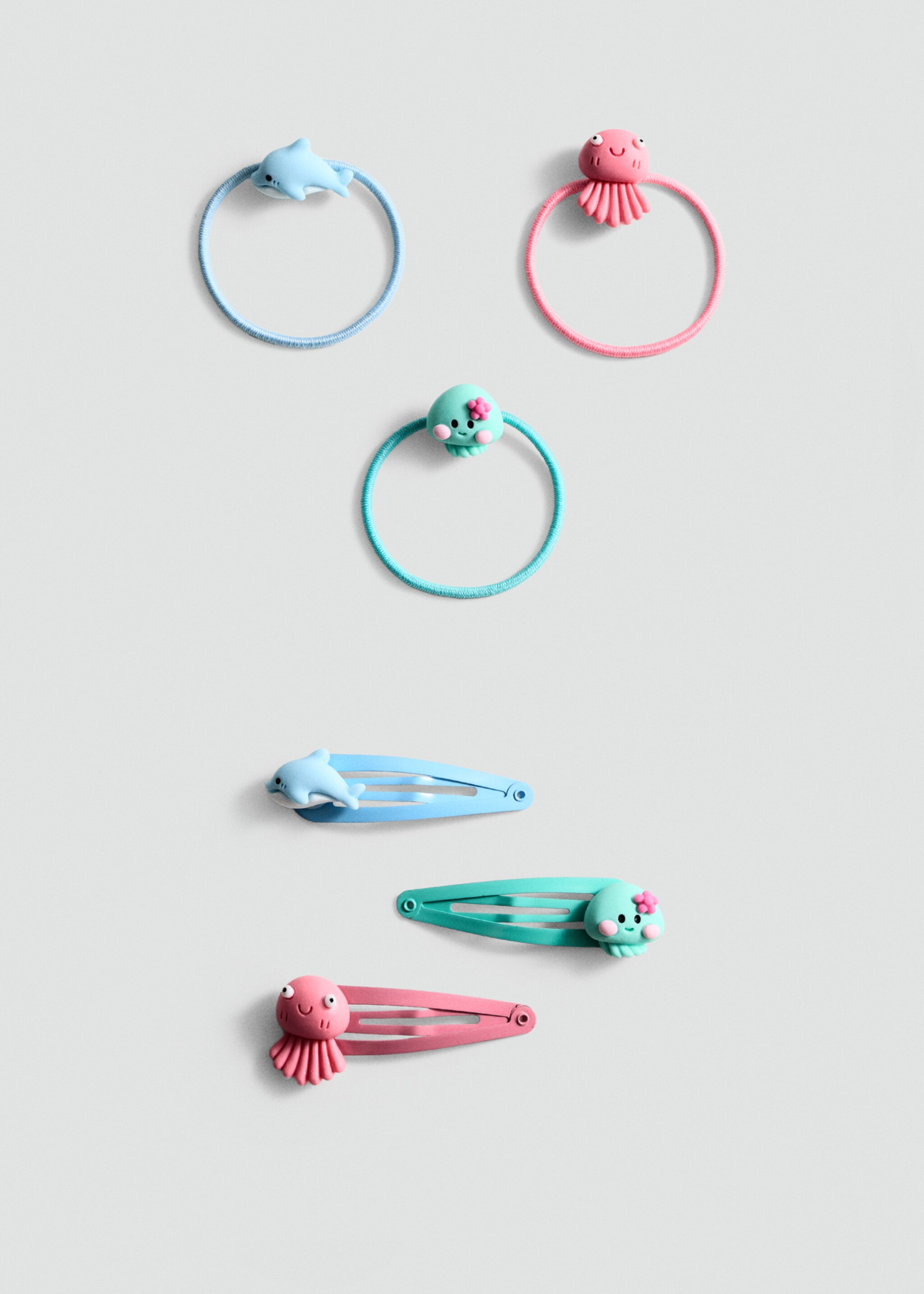 Lot élastiques et barrettes - Article sans modèle
