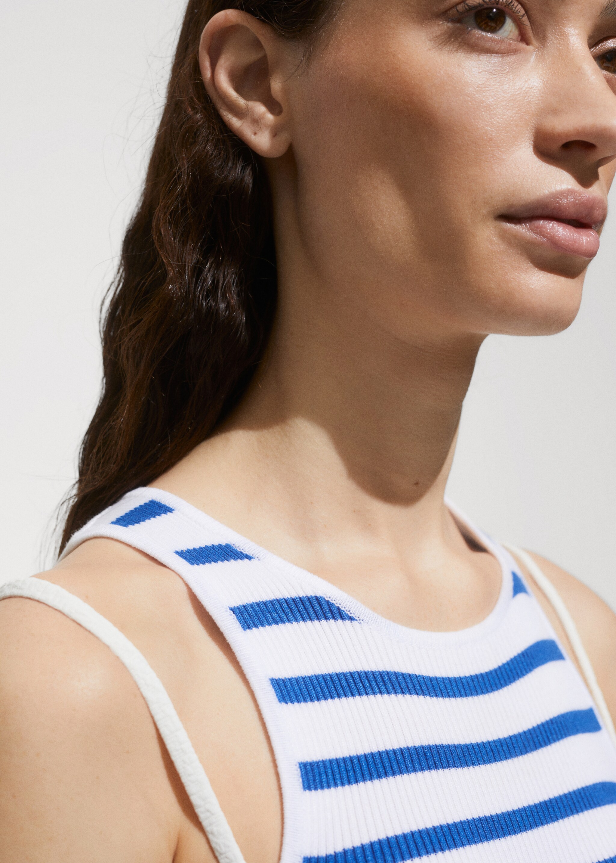 Short knitted dress - Details of the article 1