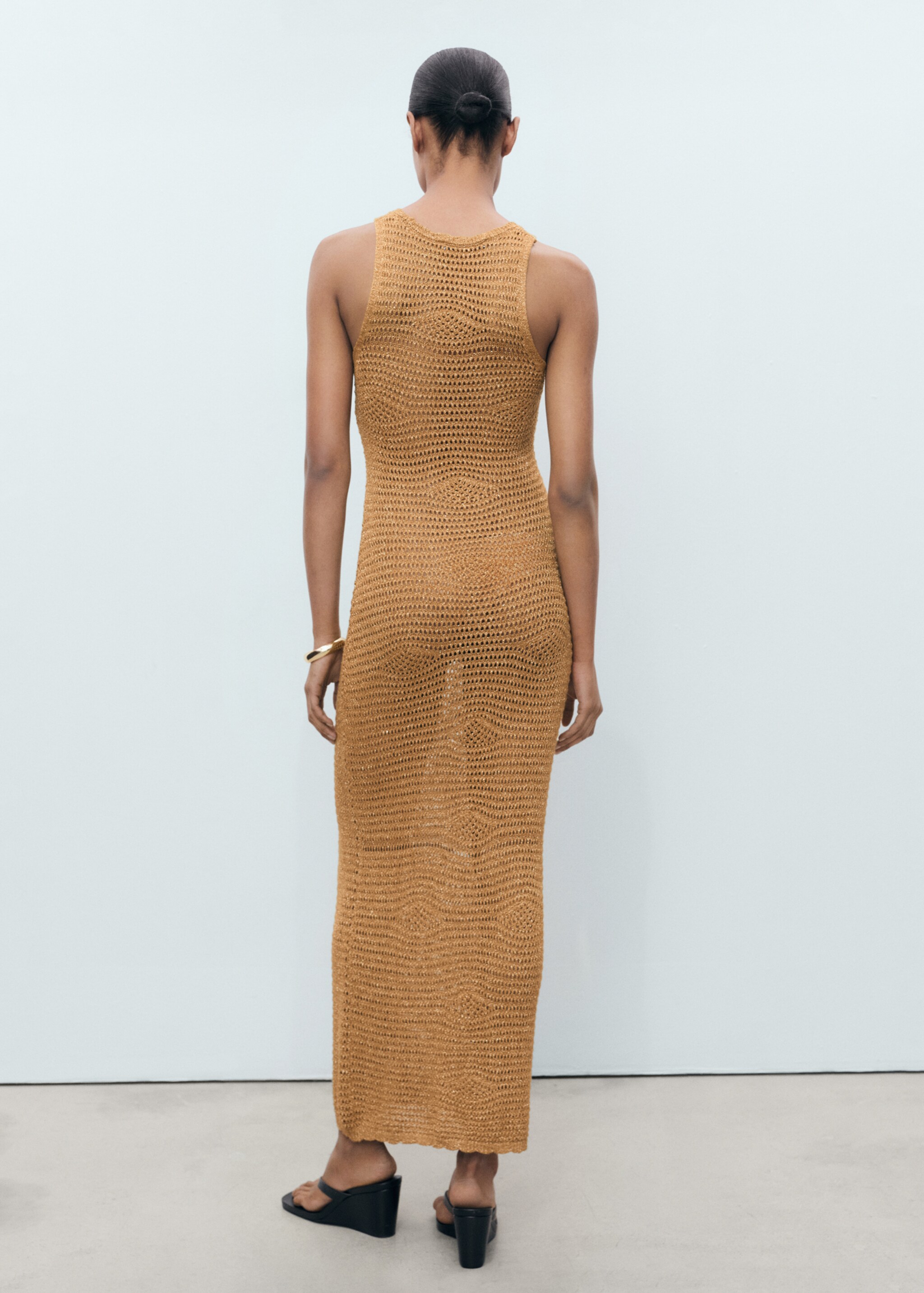 Long lurex crochet dress - Reverse of the article, Gold. Ref: 77060341-00.