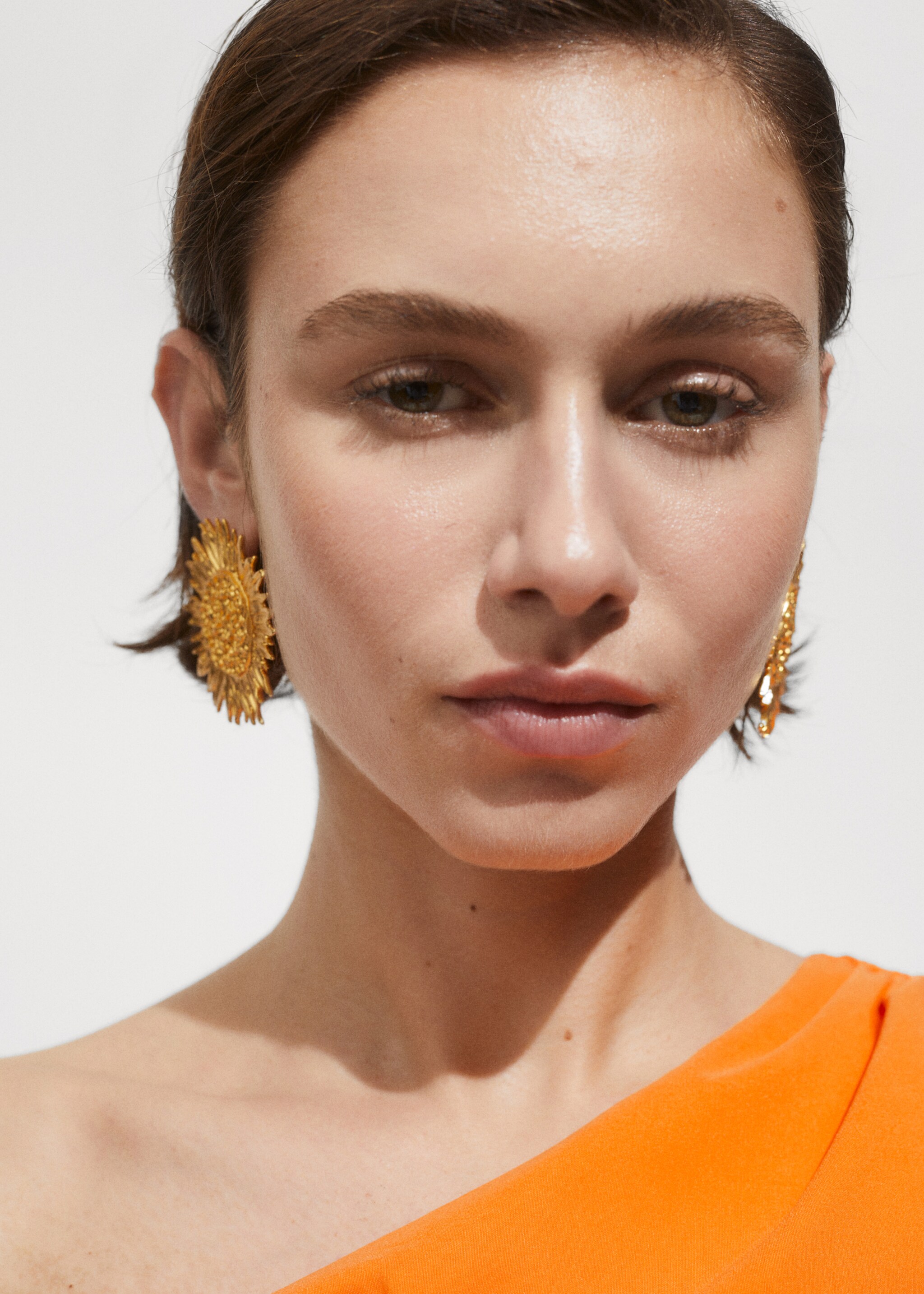 Robe asymétrique froncée - Détail de l'article 1