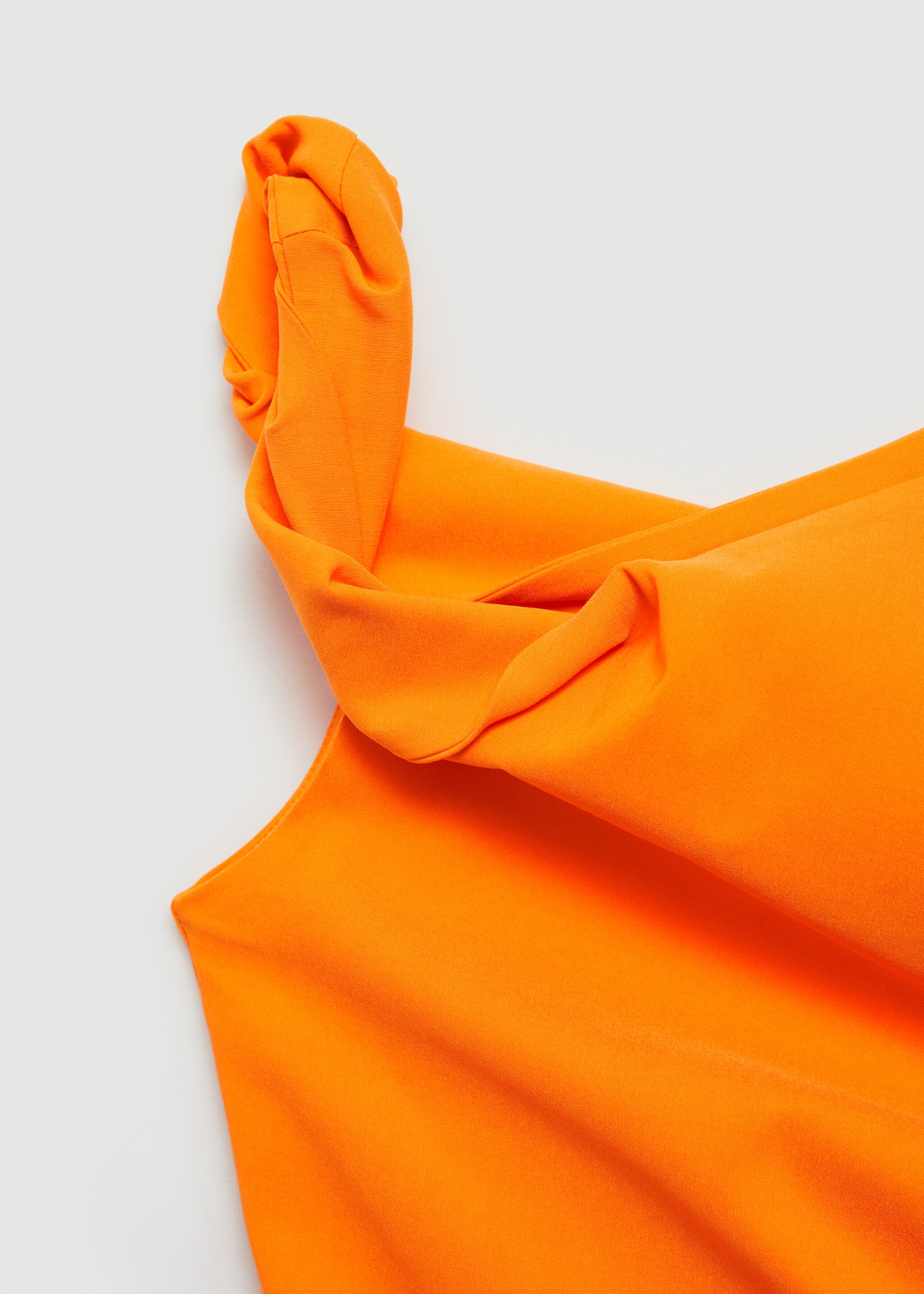 Robe asymétrique froncée - Détail de l'article 8