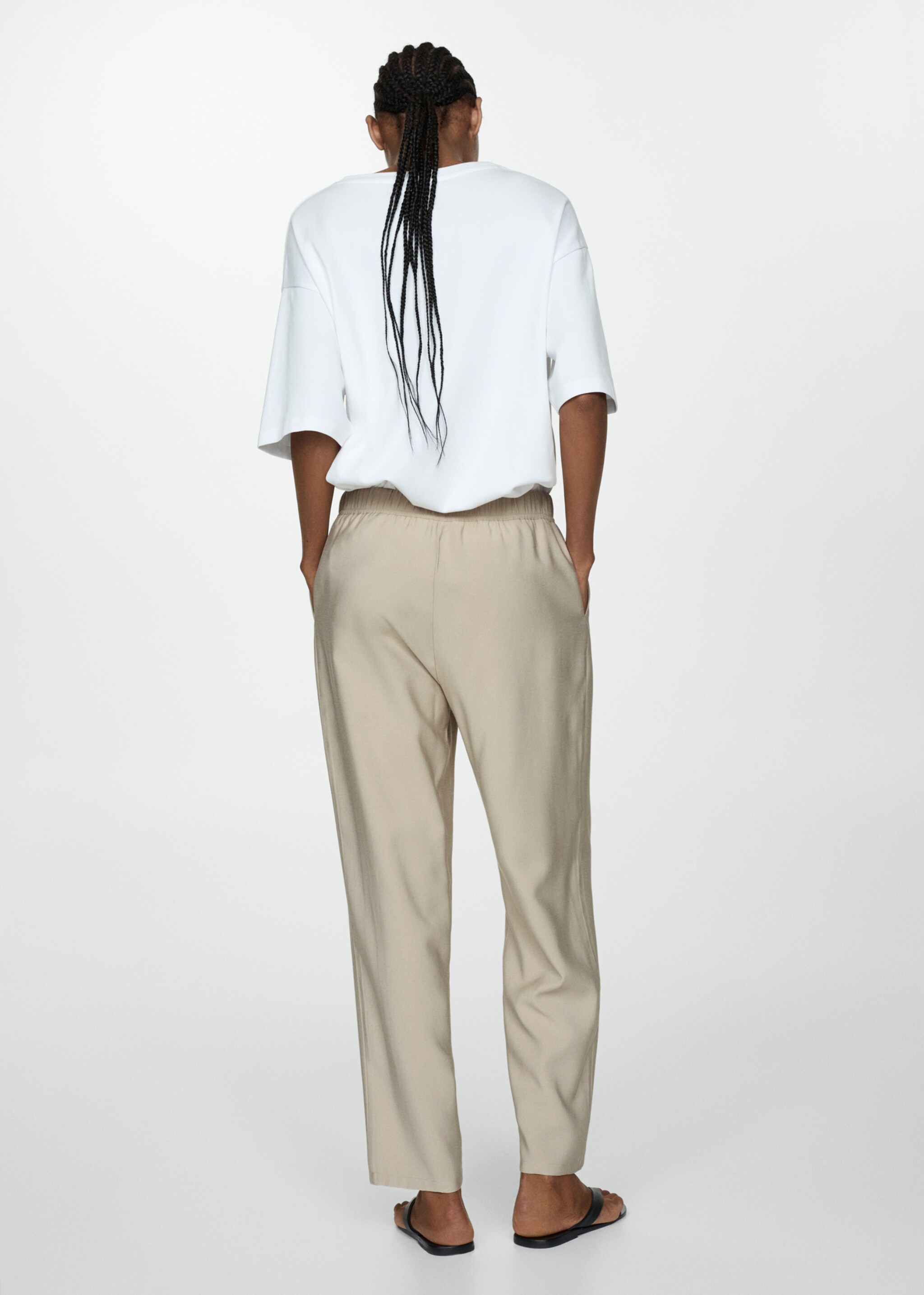 Drawstring jogger trousers - Reverse of the article