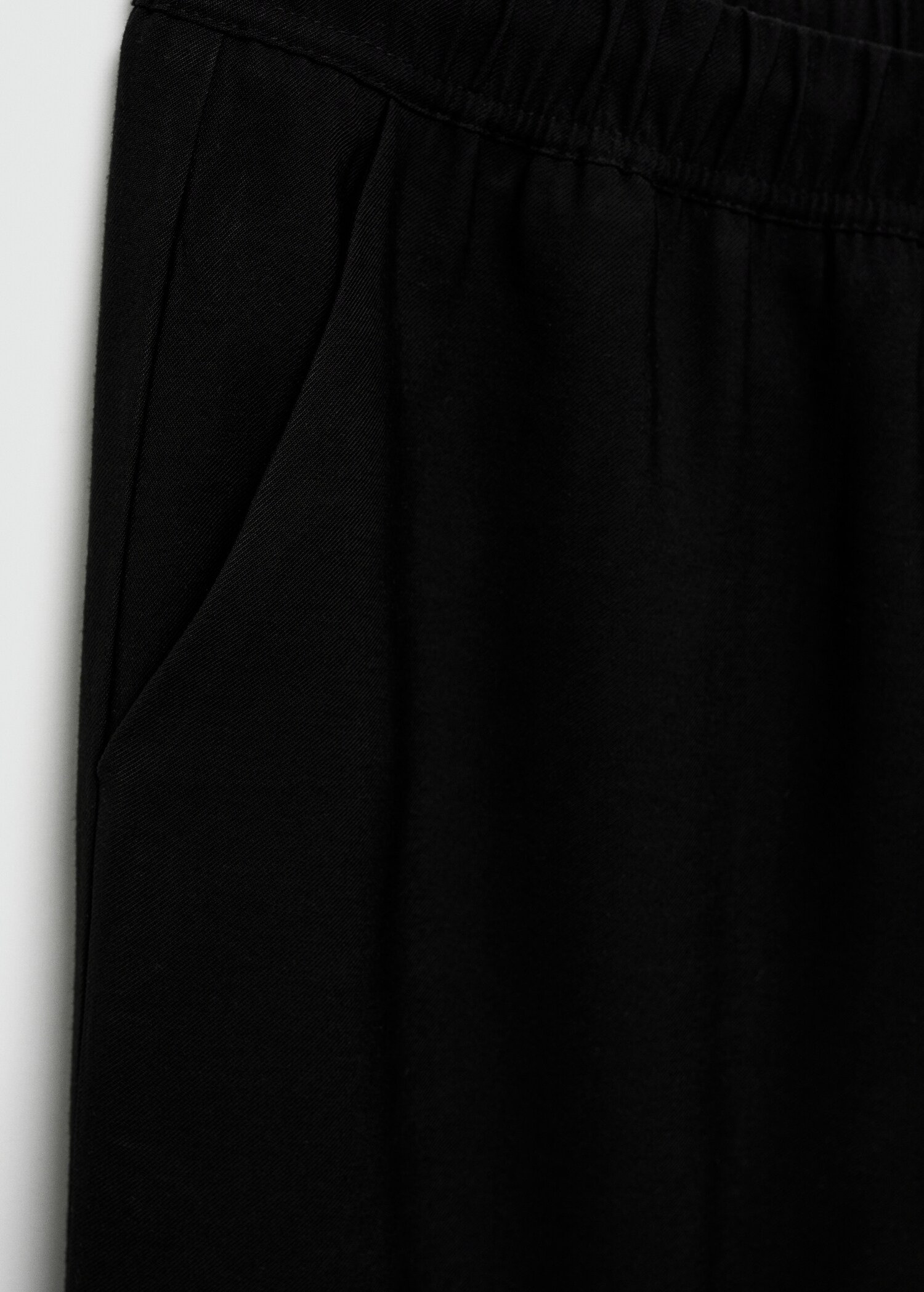 Drawstring jogger trousers - Details of the article 0