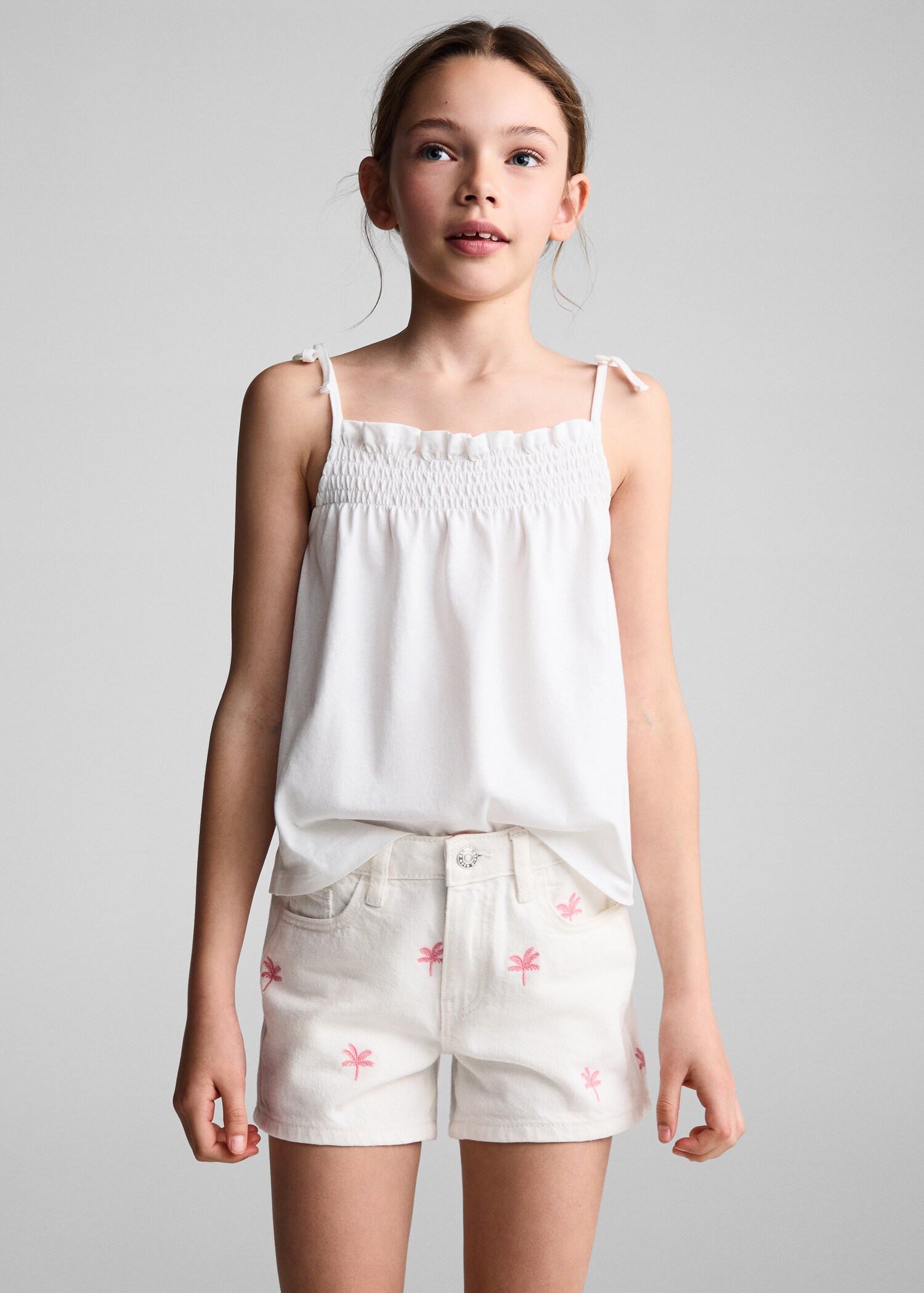 Short coton brodé - Plan moyen