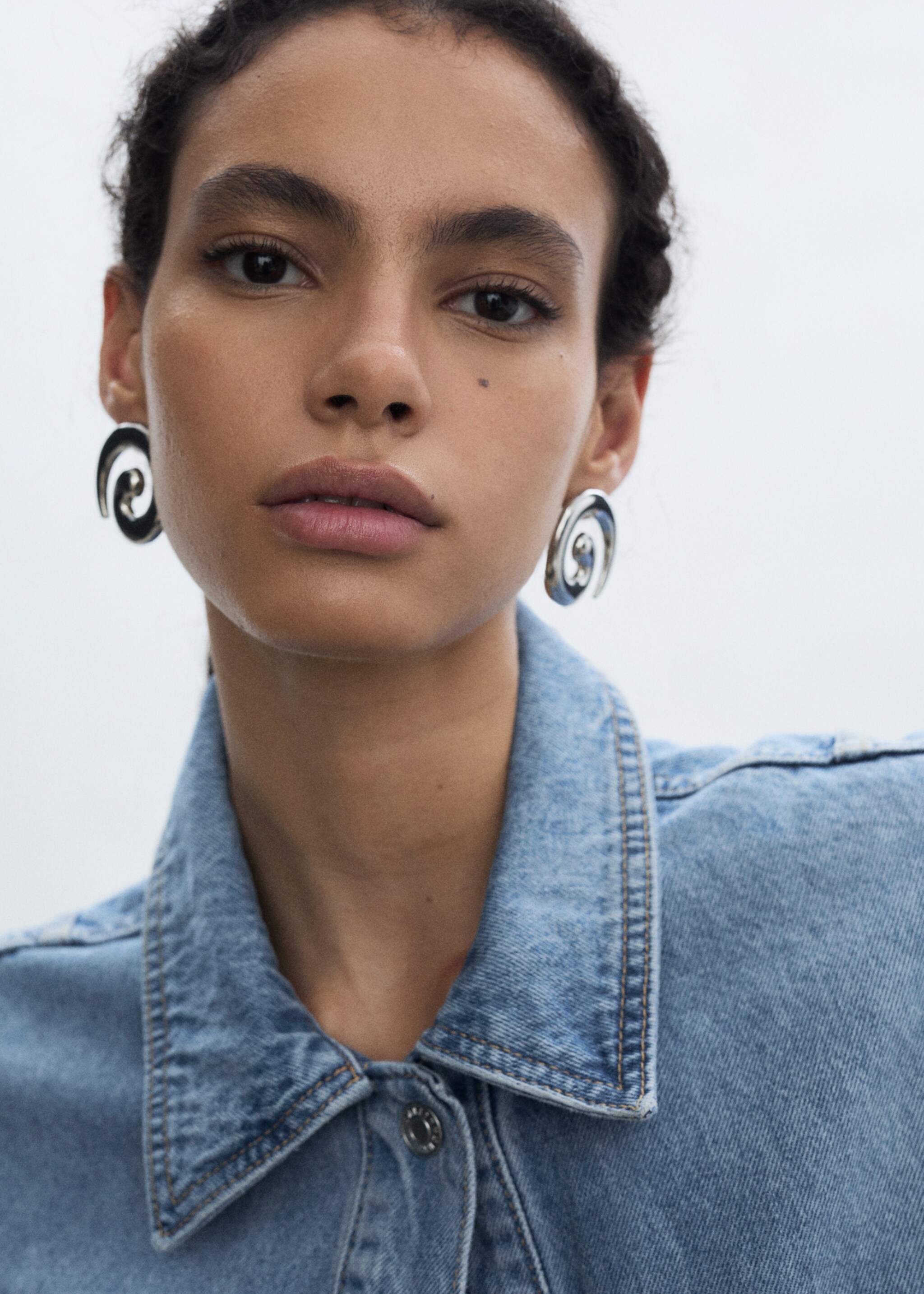 Τζάκετ denim τσέπες - Λεπτομέρεια του προϊόντος 1, Μεσαίο Μπλε. Ref: 77060355-00.