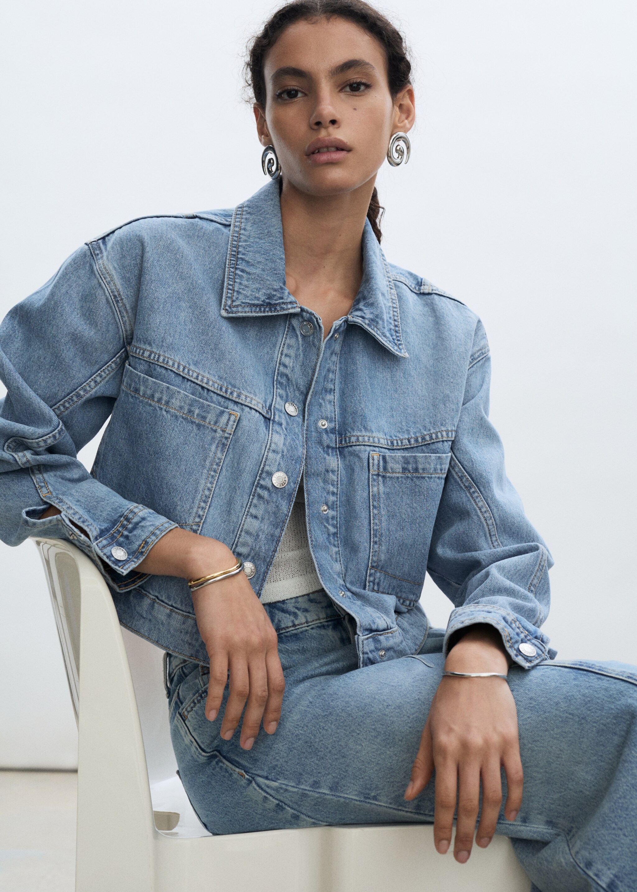 Τζάκετ denim τσέπες - Λεπτομέρεια του προϊόντος 2, Μεσαίο Μπλε. Ref: 77060355-00.