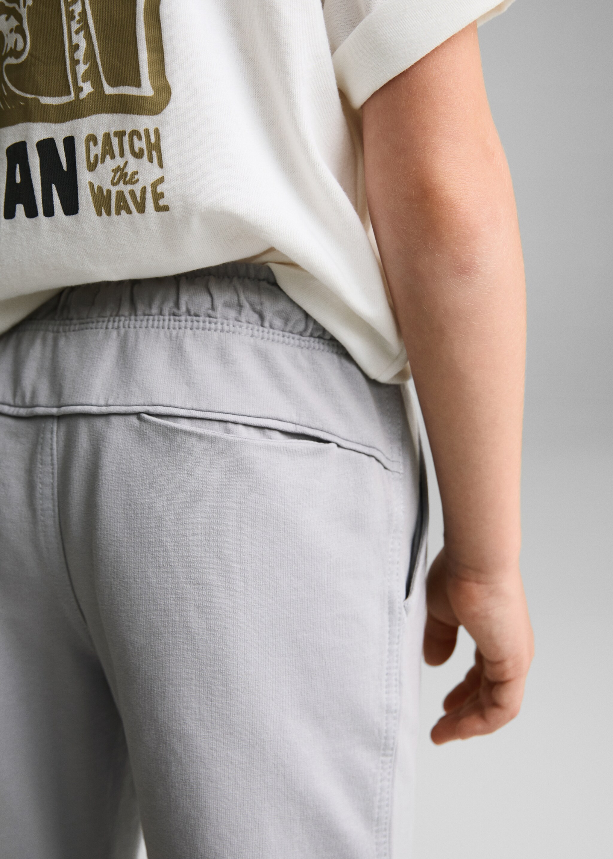 Elastic waist cotton Bermuda shorts - Details of the article 6, Grey. Ref: 77060359-00.