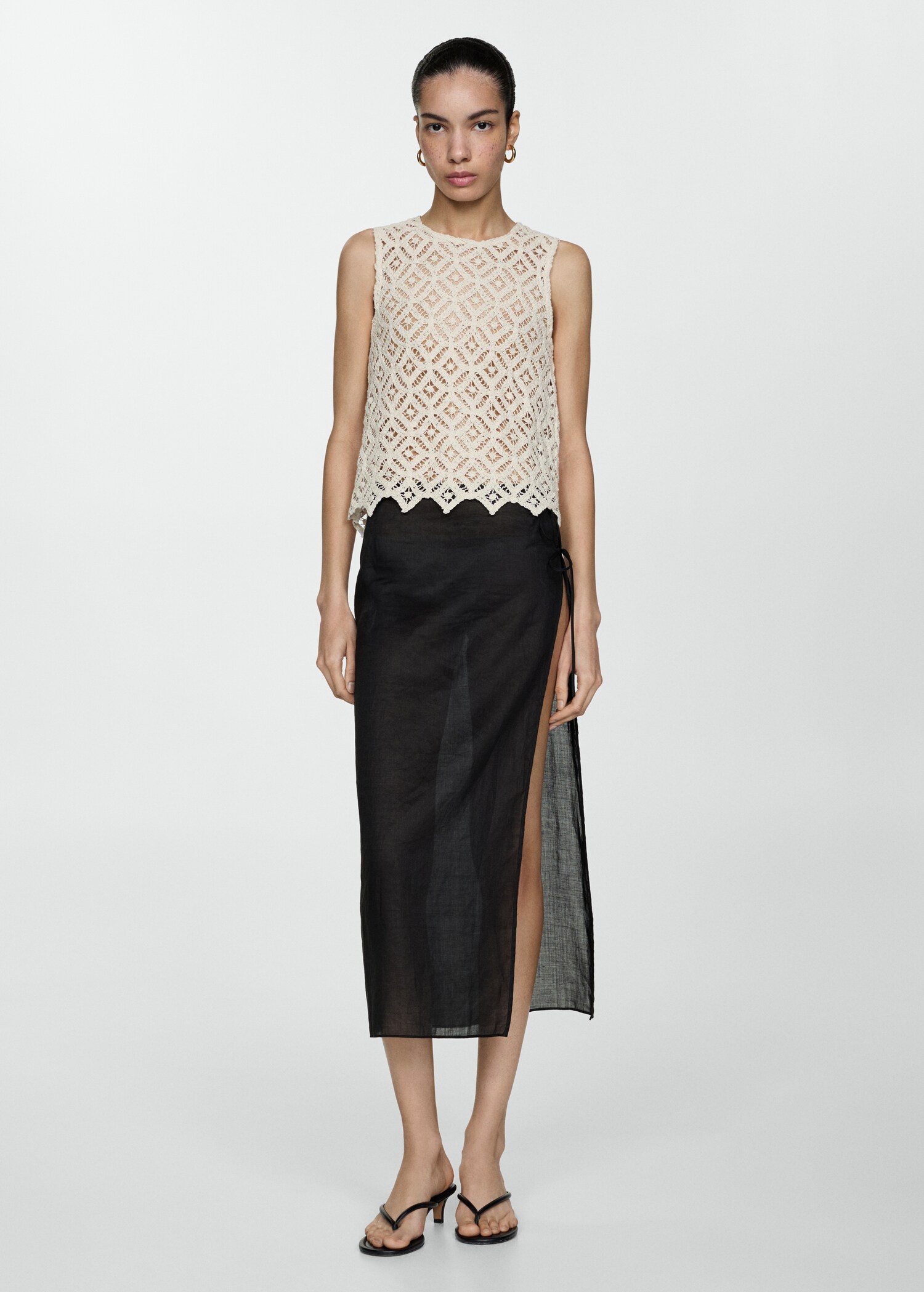 Crochet sleeveless top - Details of the article 2