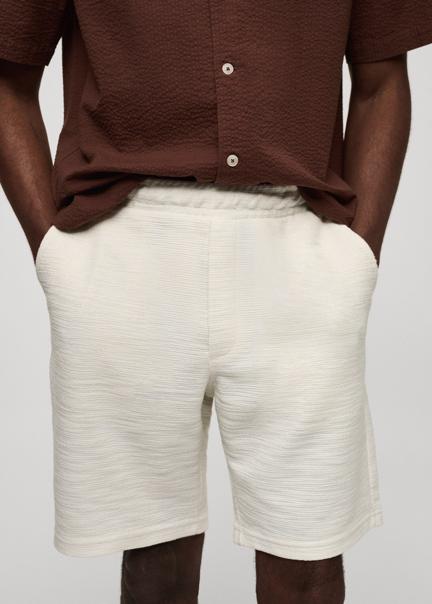 Textured cotton bermuda shorts with drawstring - Details of the article 1
