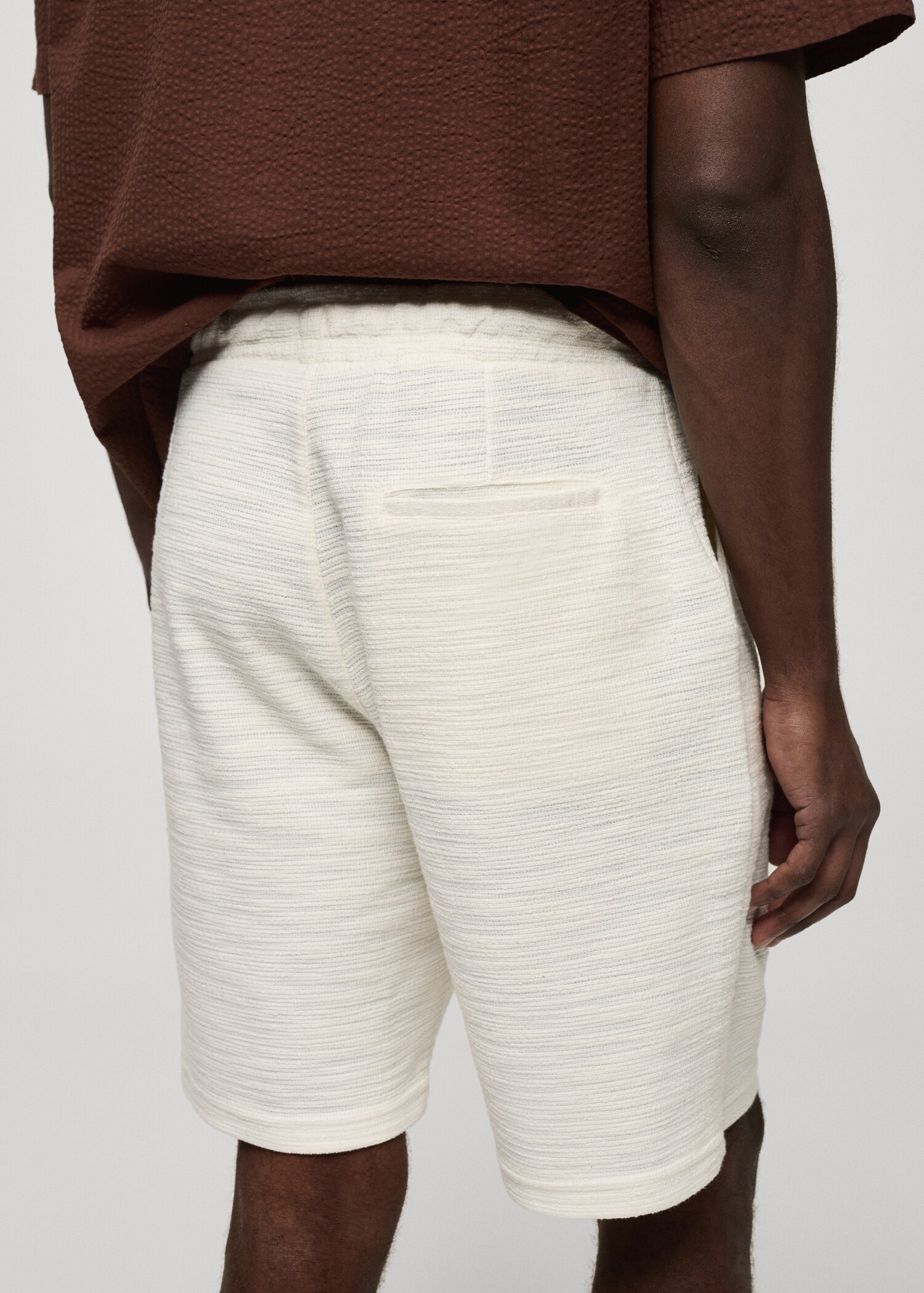 Textured cotton bermuda shorts with drawstring - Details of the article 6