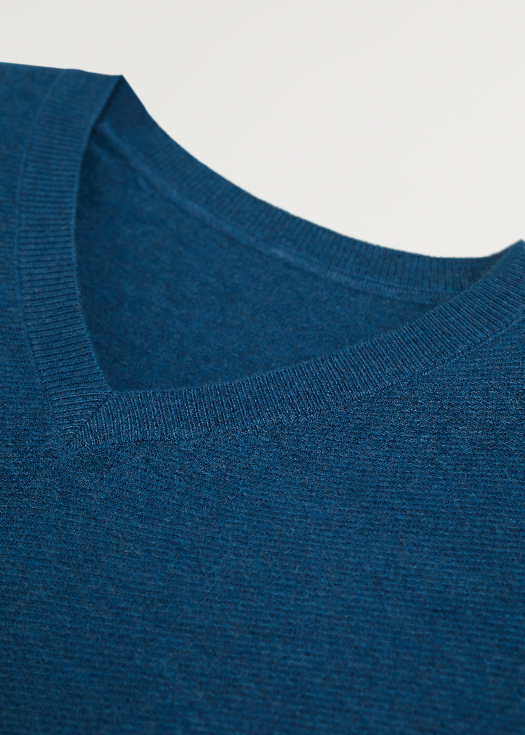 Textured cotton cashmere-blend sweater - Details of the article 9