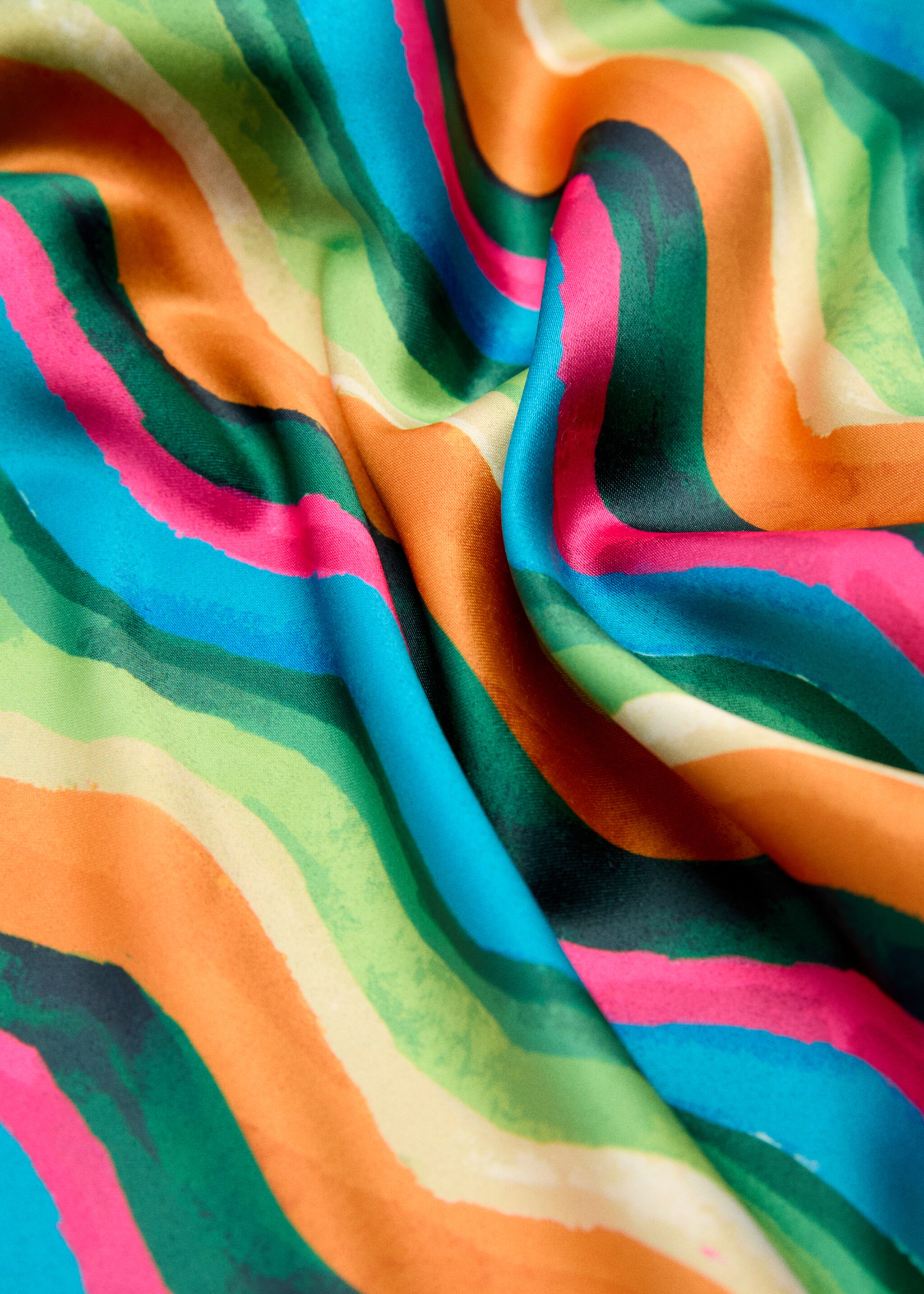 Striped printed scarf - Details of the article 1, Green. Ref: 77060567-00.