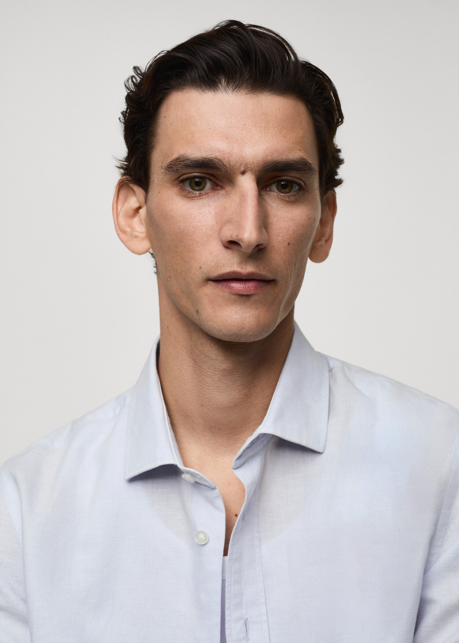 Classic-fit linen-blend shirt - Details of the article 1