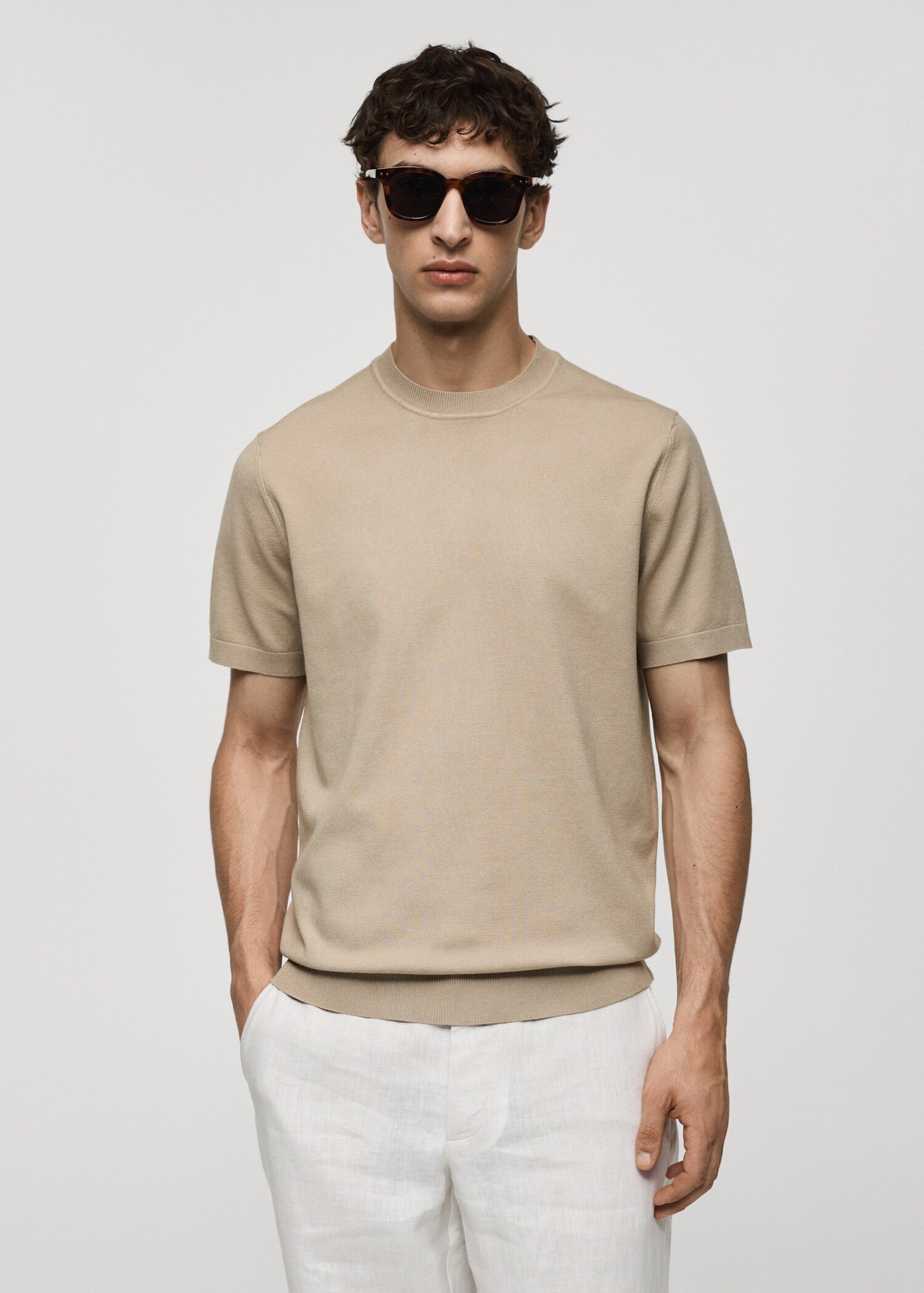 T-shirt en maille fine - Plan moyen