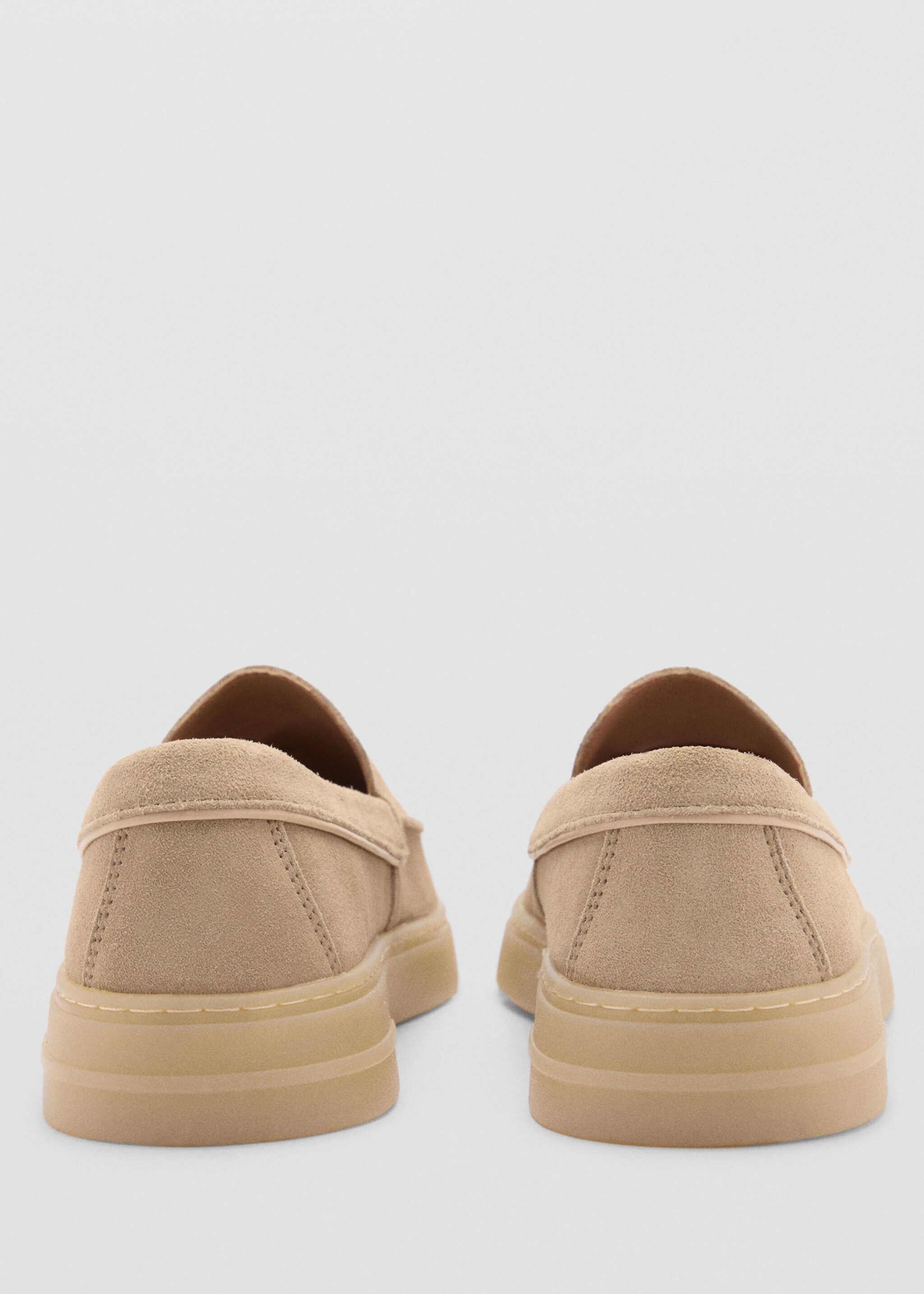 Schuh aus Rauleder - Detail des Artikels 1