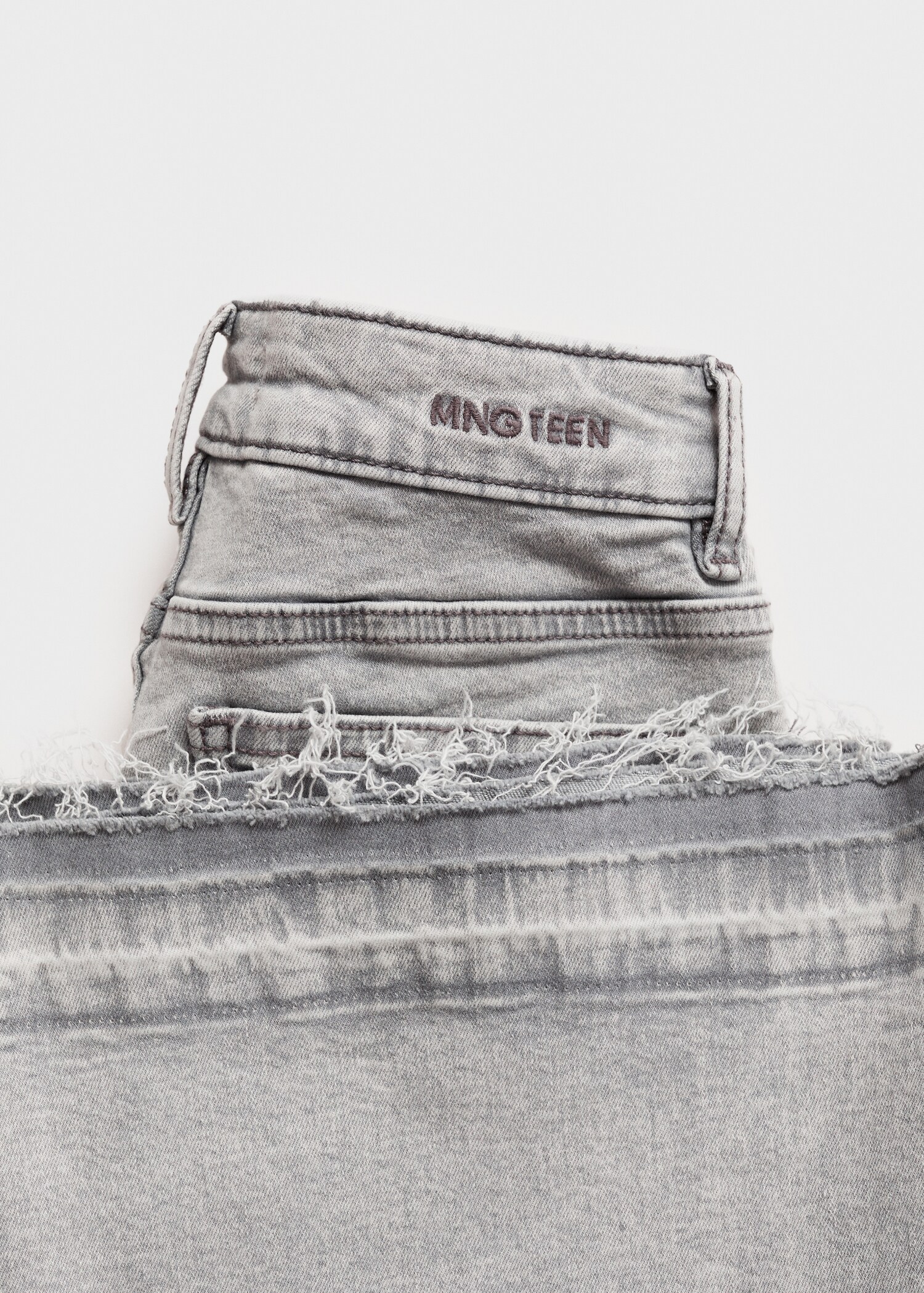 Flared Jeans mit Knöpfen - Detail des Artikels 0