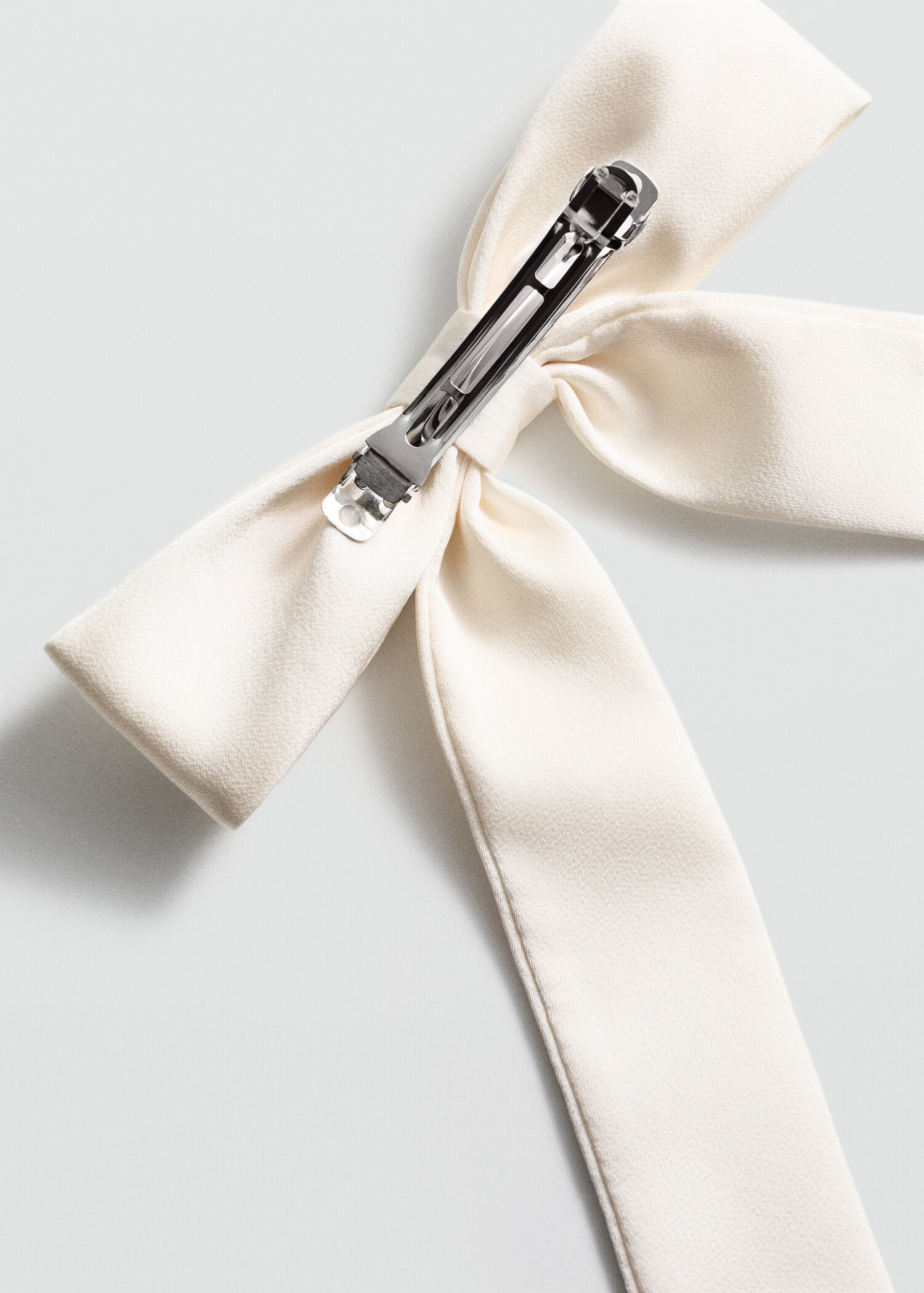 Bow hairclip - Medium plane