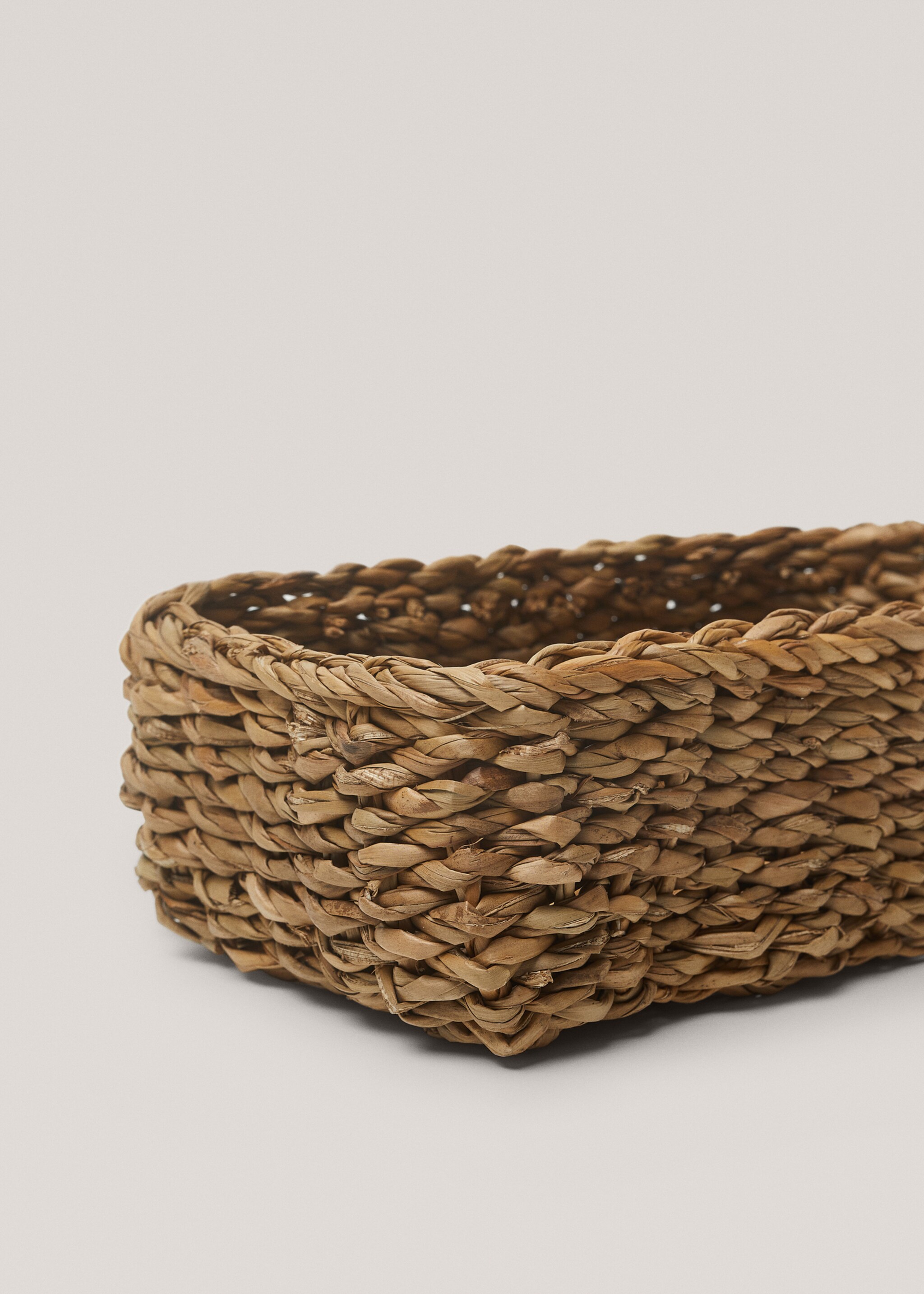 Small natural fibre braided basket - Details of the article 2, Brown. Ref: 77061009-00.