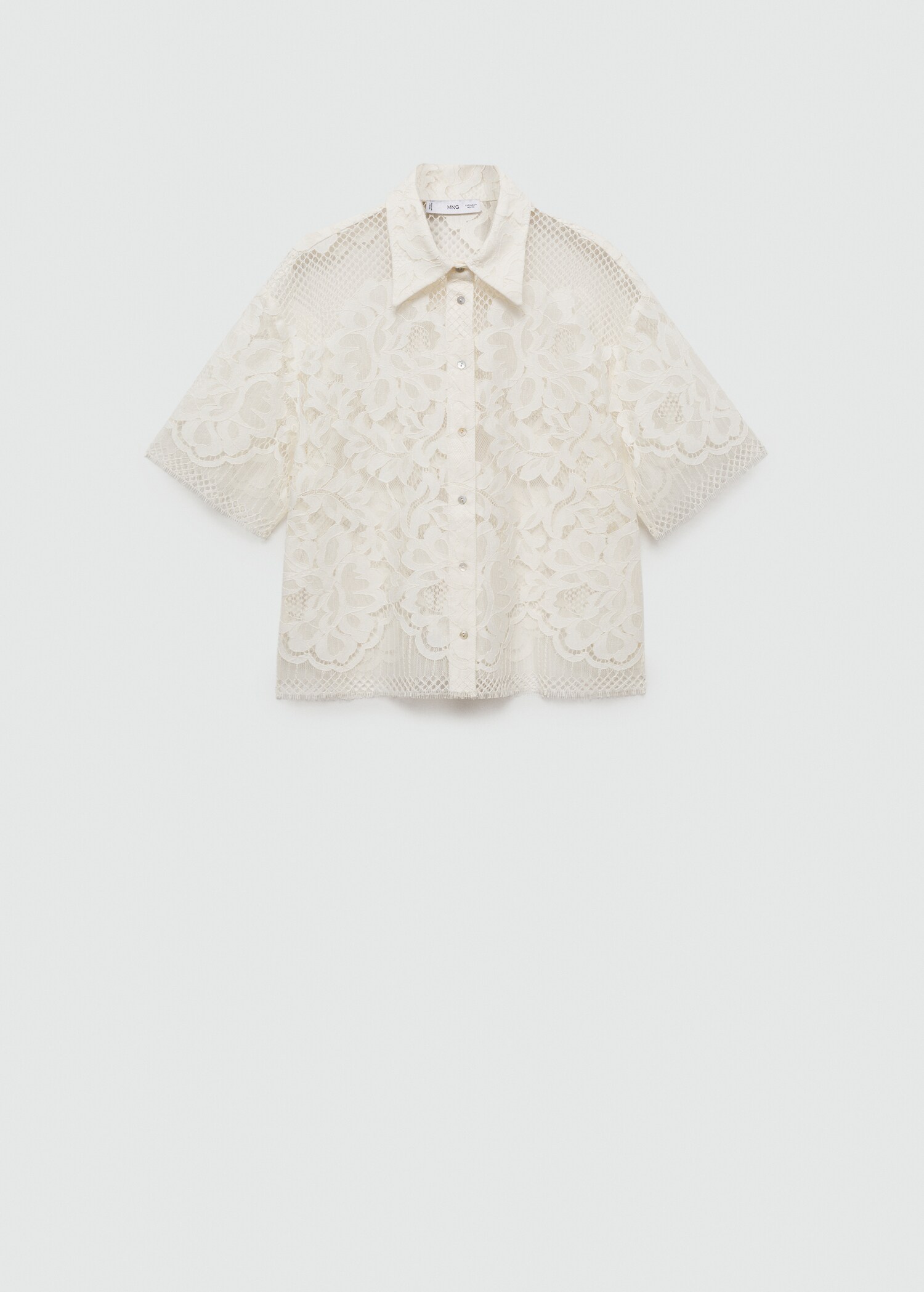 Chemise brodée manches courtes - Article sans modèle