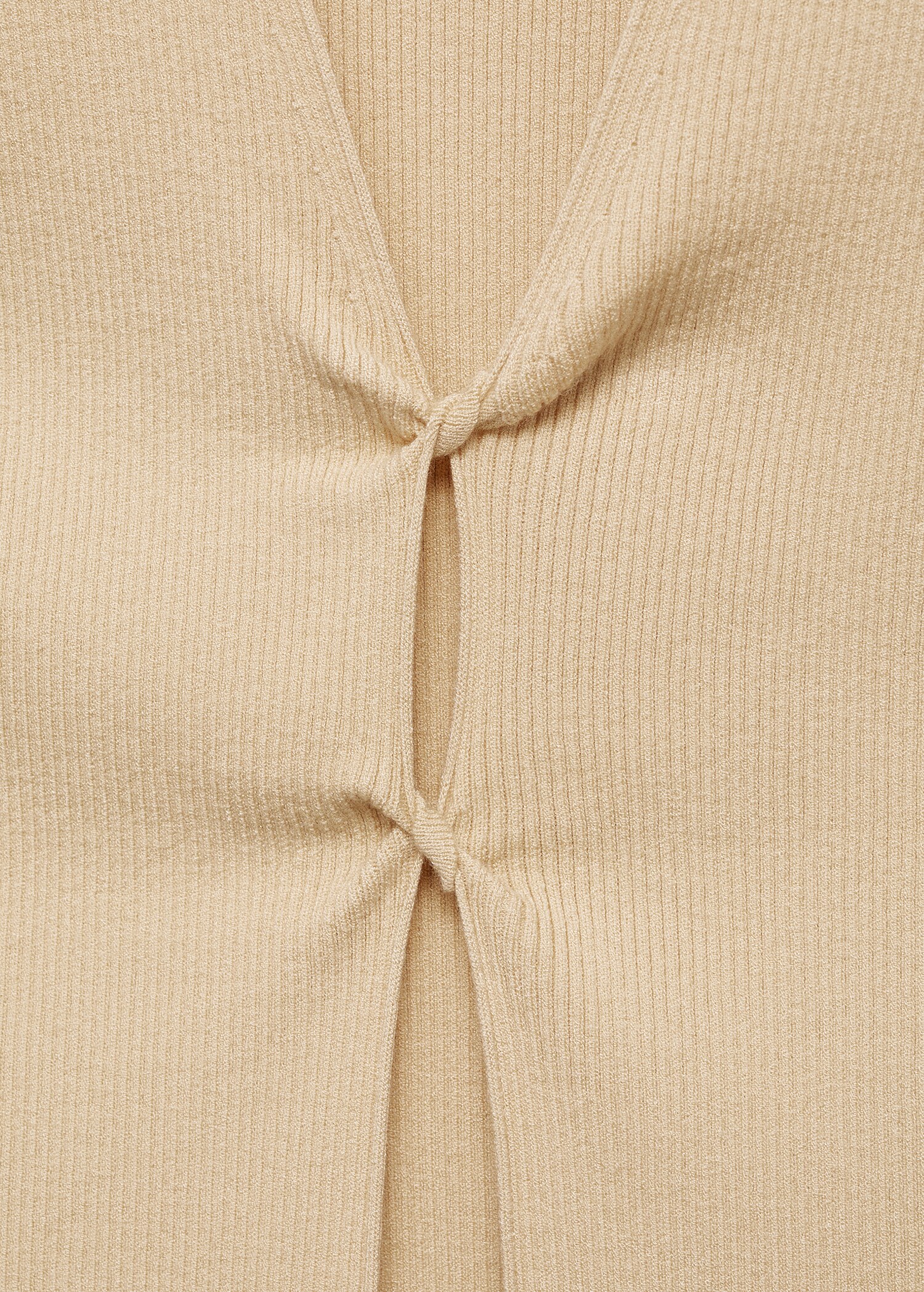 Cut-out detail top - Details of the article 8