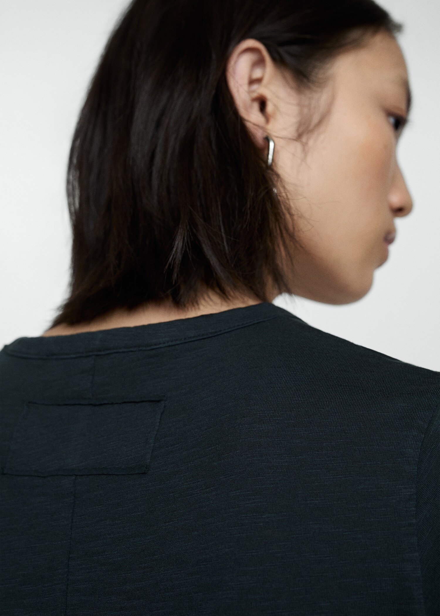 Kurzärmliges Baumwoll-T-Shirt - Detail des Artikels 1
