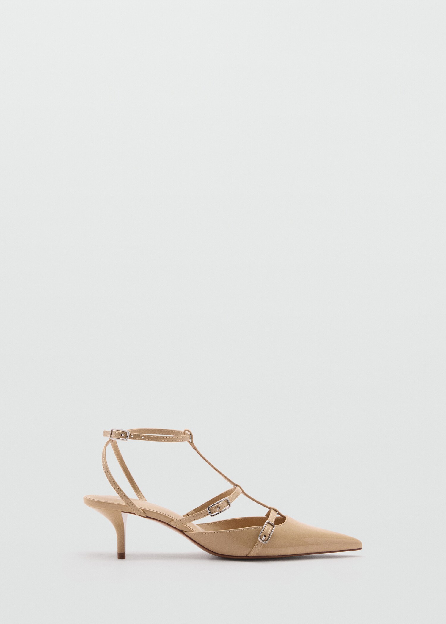 Heeled shoes with buckles - Article without model