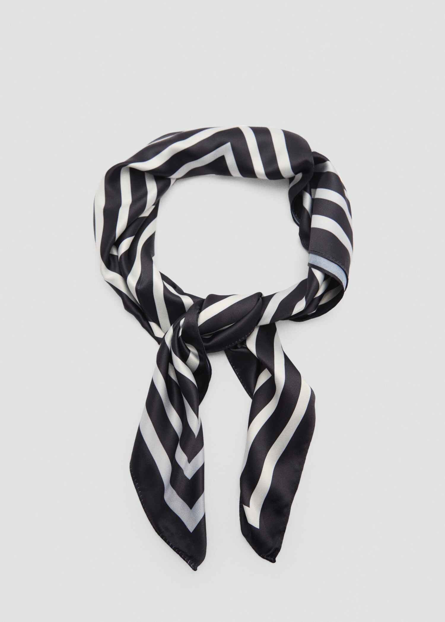 Bicolour printed scarf - Details of the article 1