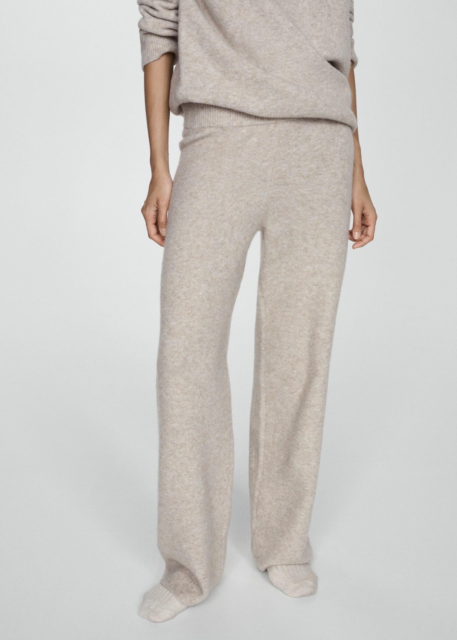 Straight knitted trousers - Medium plane