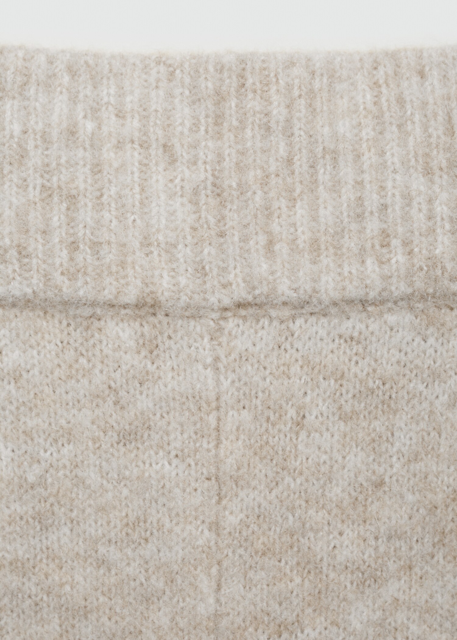 Straight knitted trousers - Details of the article 8