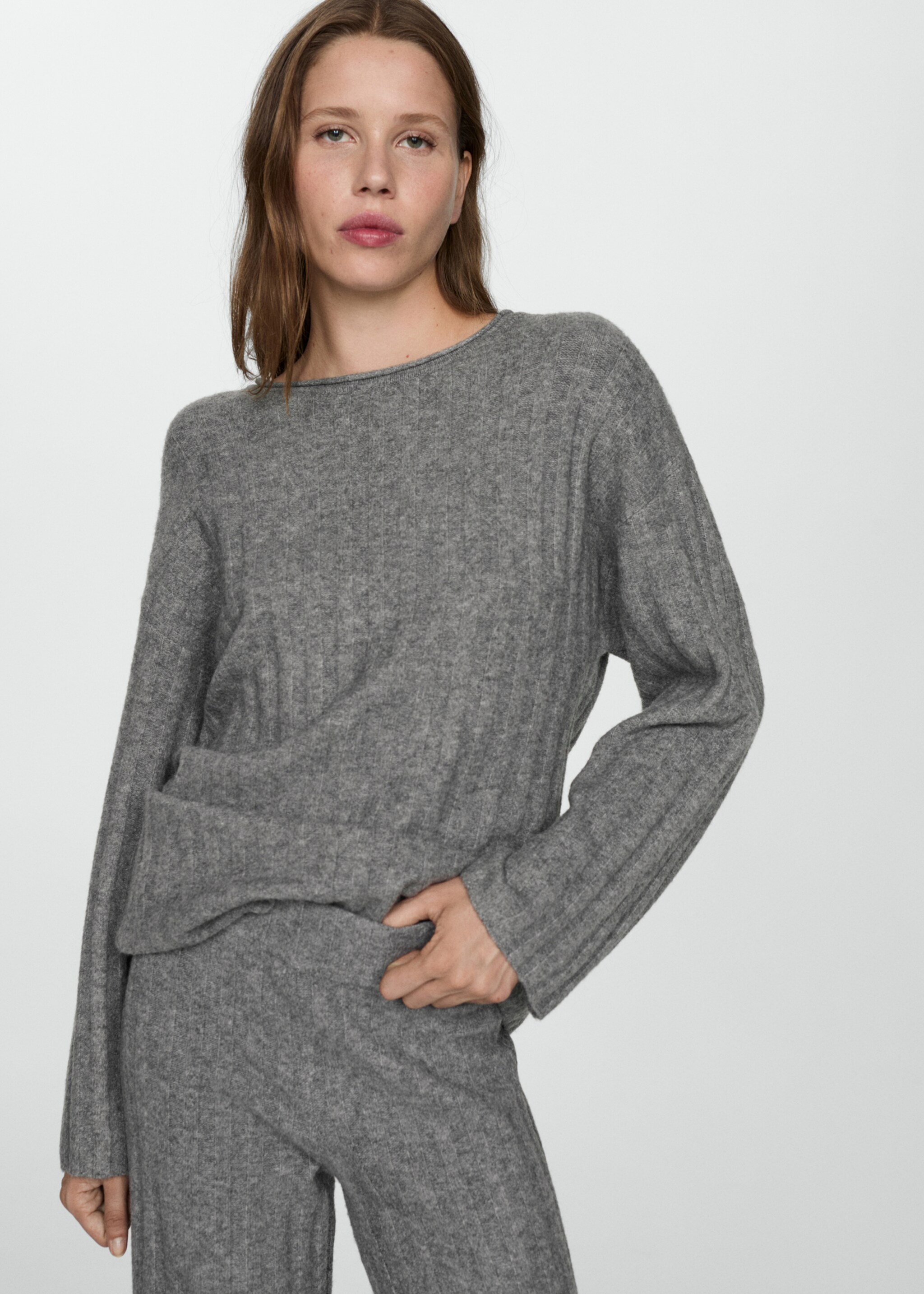 Pull-over maille côtelée - Plan moyen
