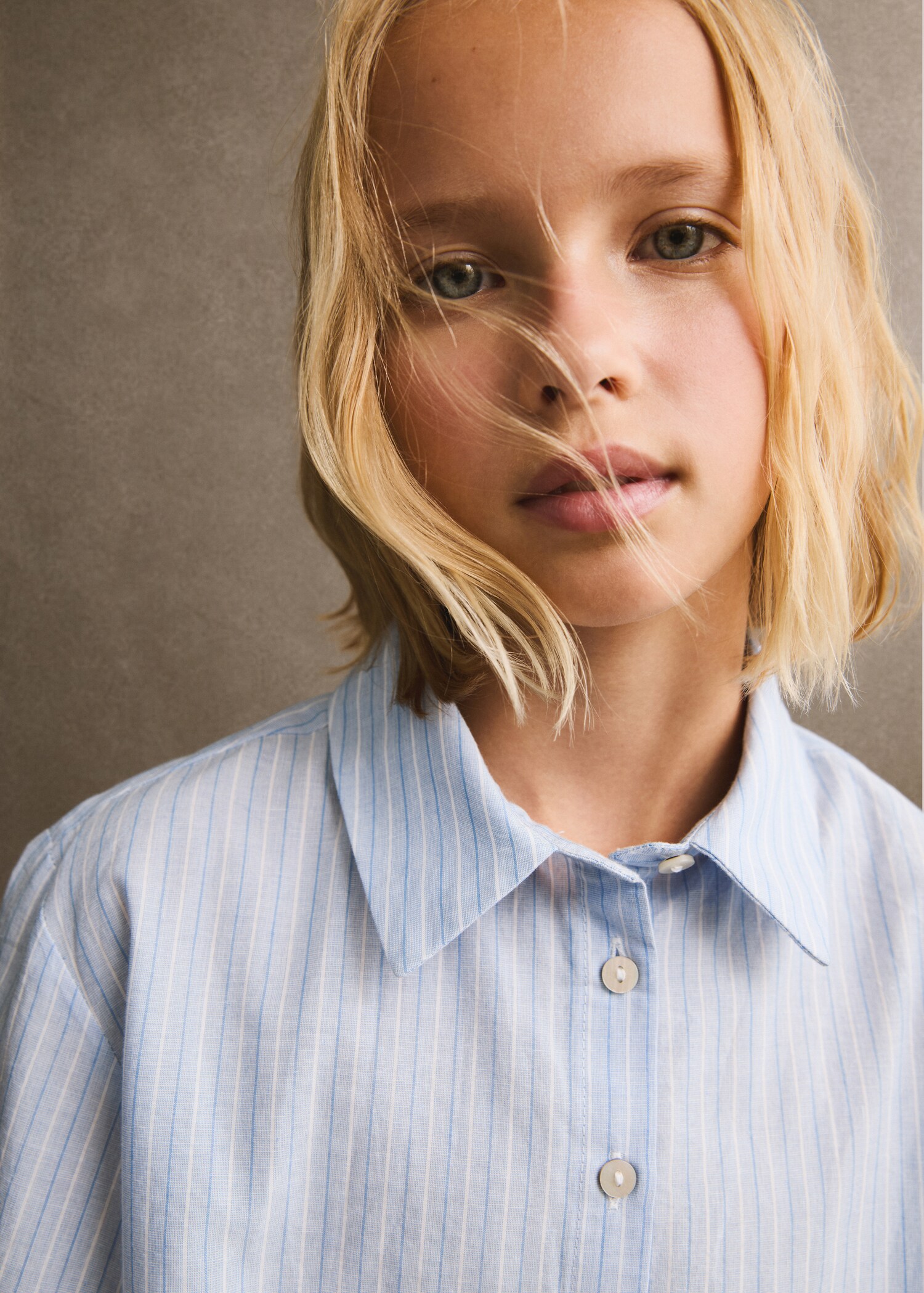 Striped shirt - Details of the article 6