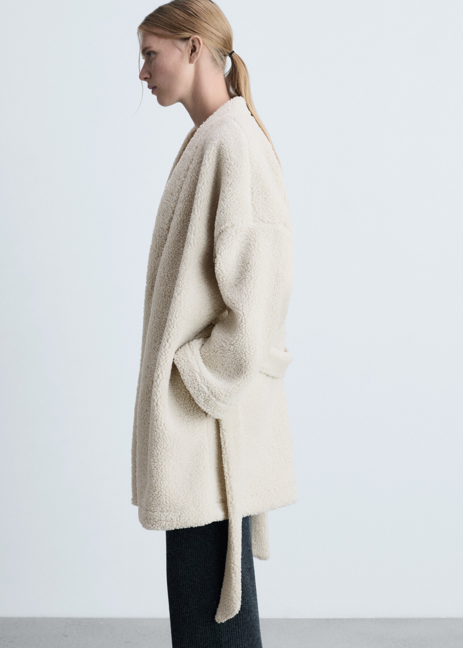 Shearling home robe - Medium plane